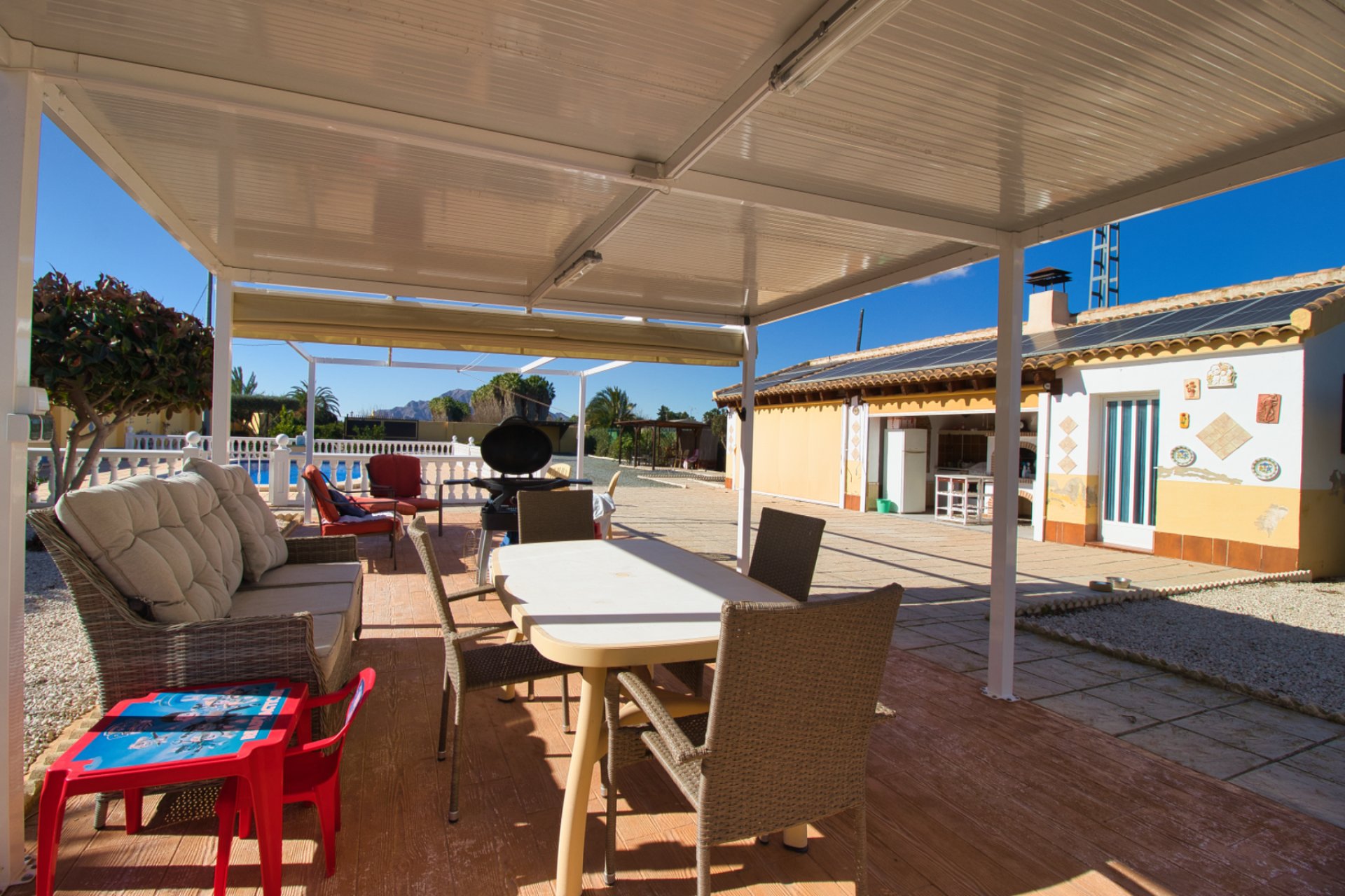 Weiterverkauf - Country house -
Alicante