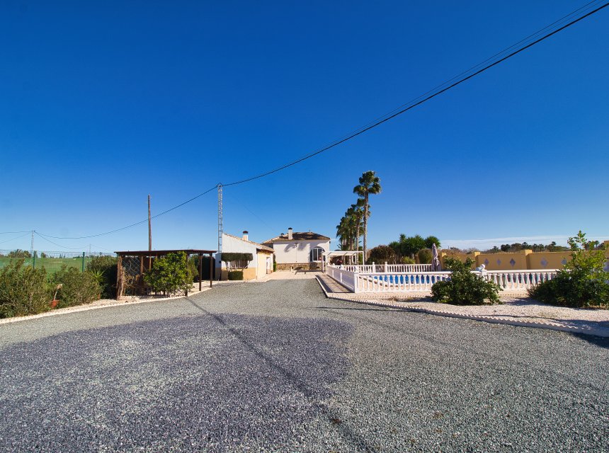 Weiterverkauf - Country house -
Alicante