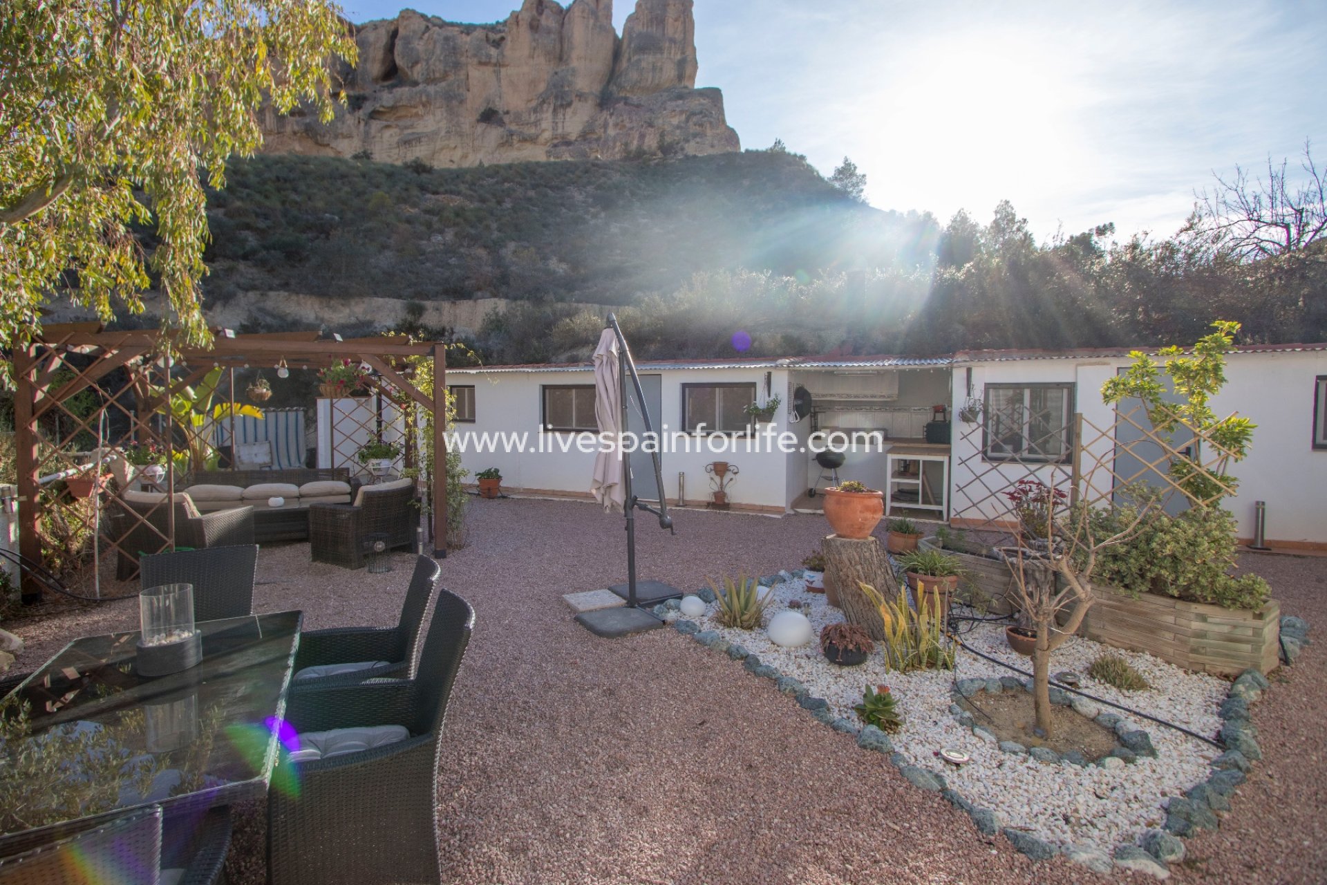 Weiterverkauf - Country house -
Alicante
