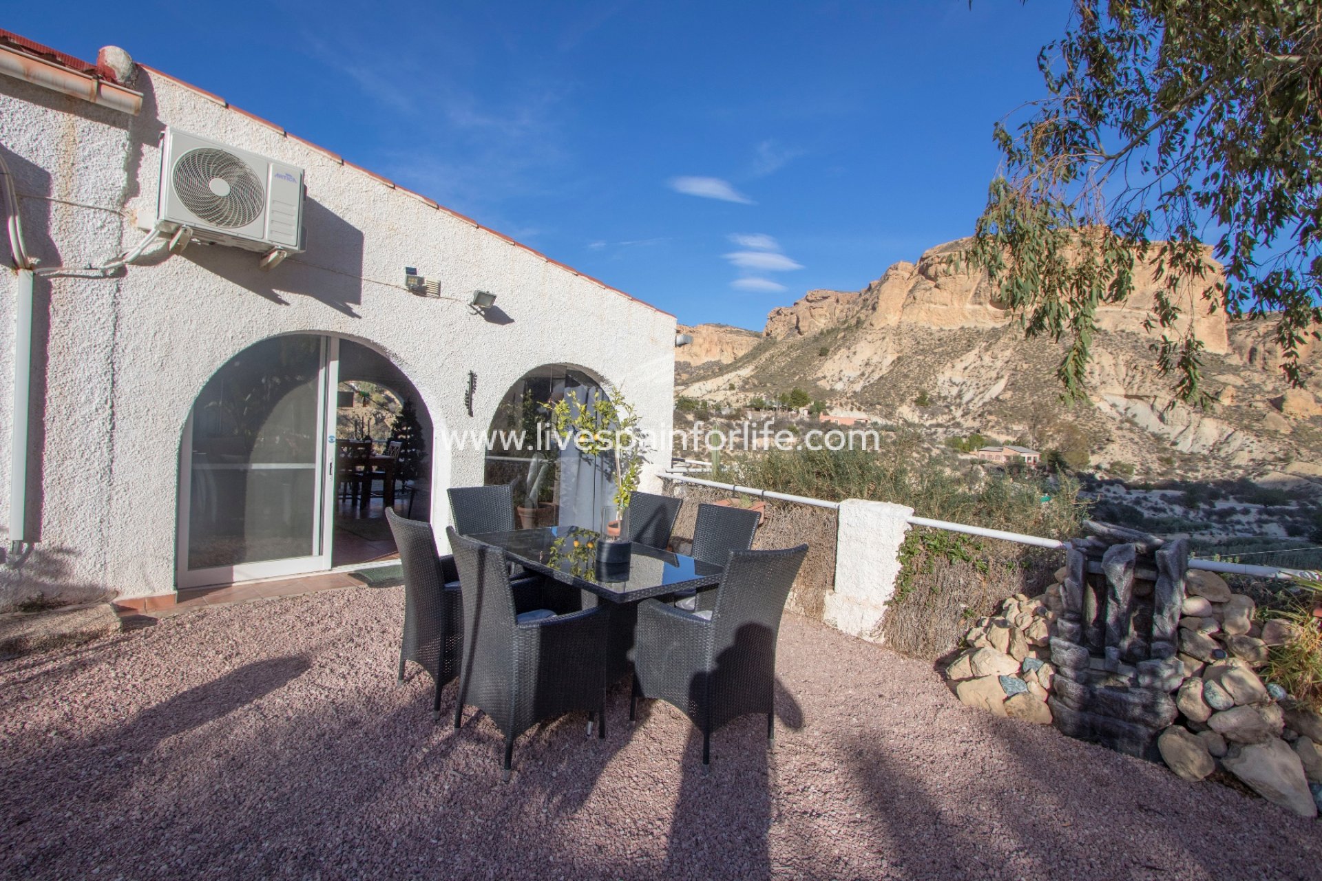 Weiterverkauf - Country house -
Alicante