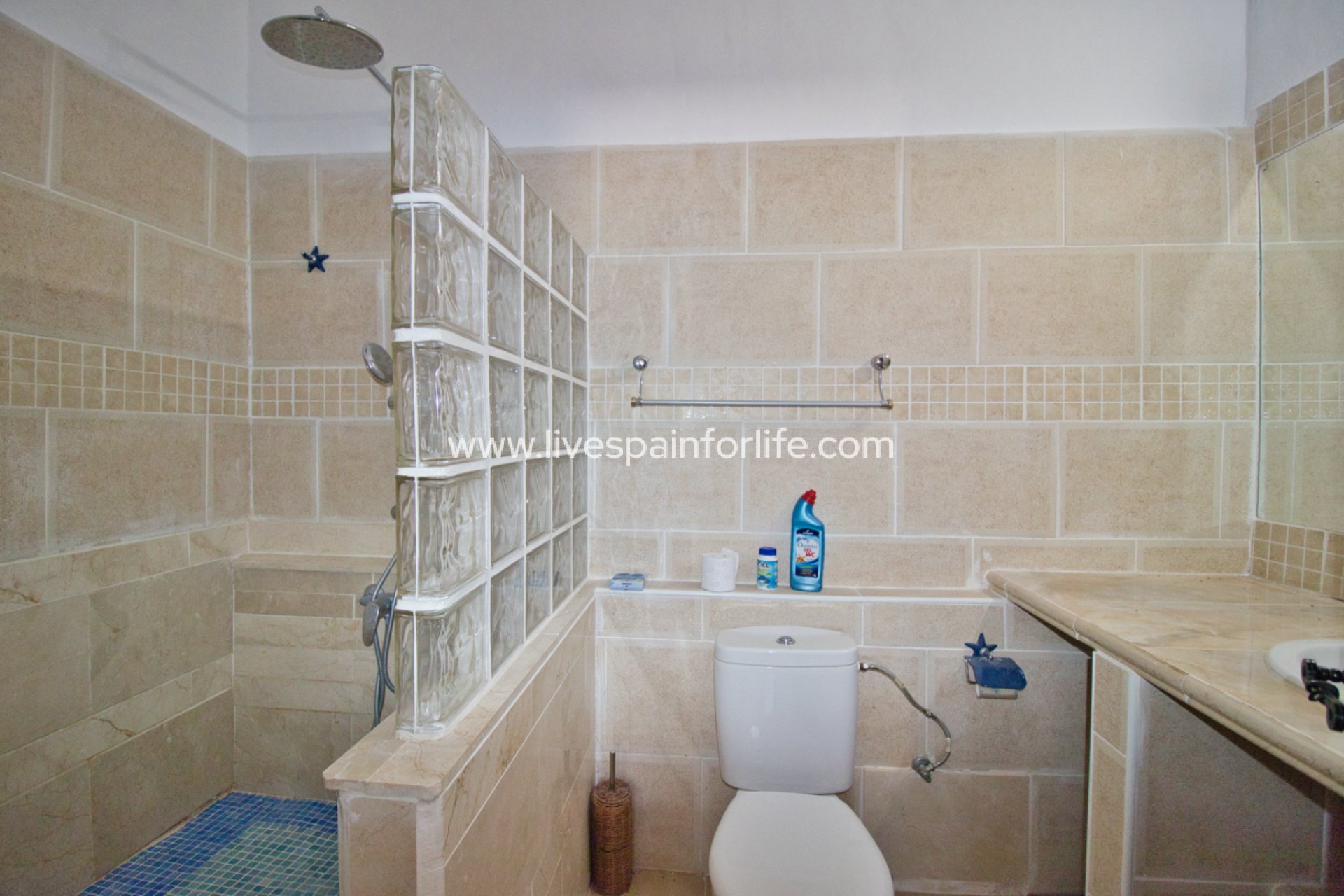 Weiterverkauf - Country house -
Alicante