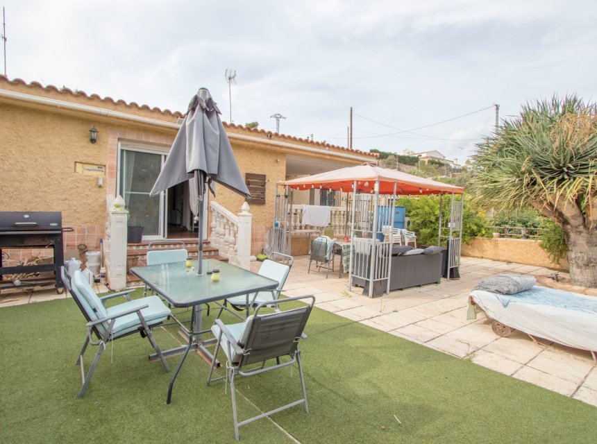 Weiterverkauf - Country house -
Alicante