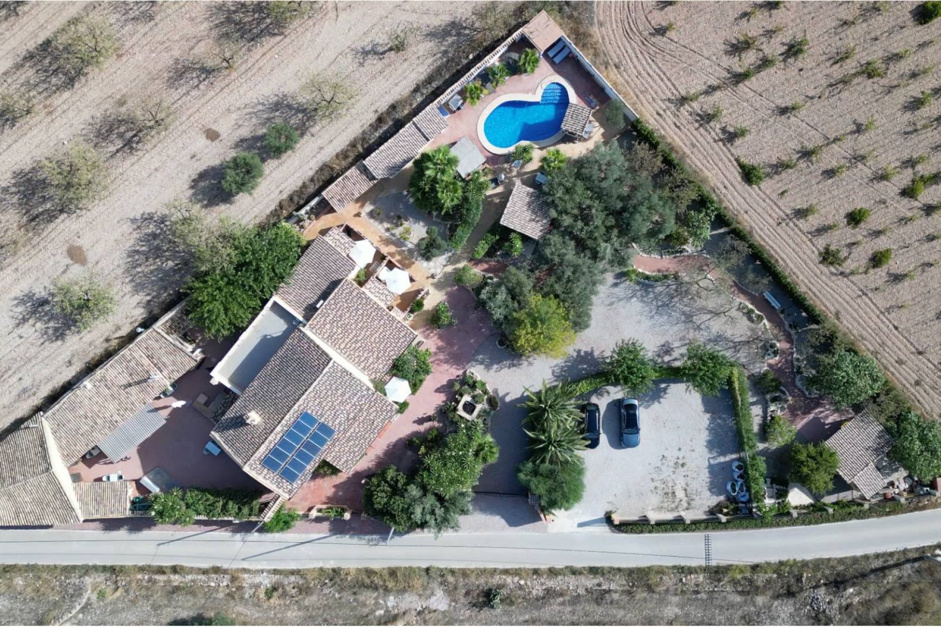 Weiterverkauf - Country house -
Alicante