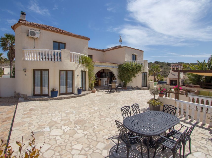 Weiterverkauf - Country house -
Alicante