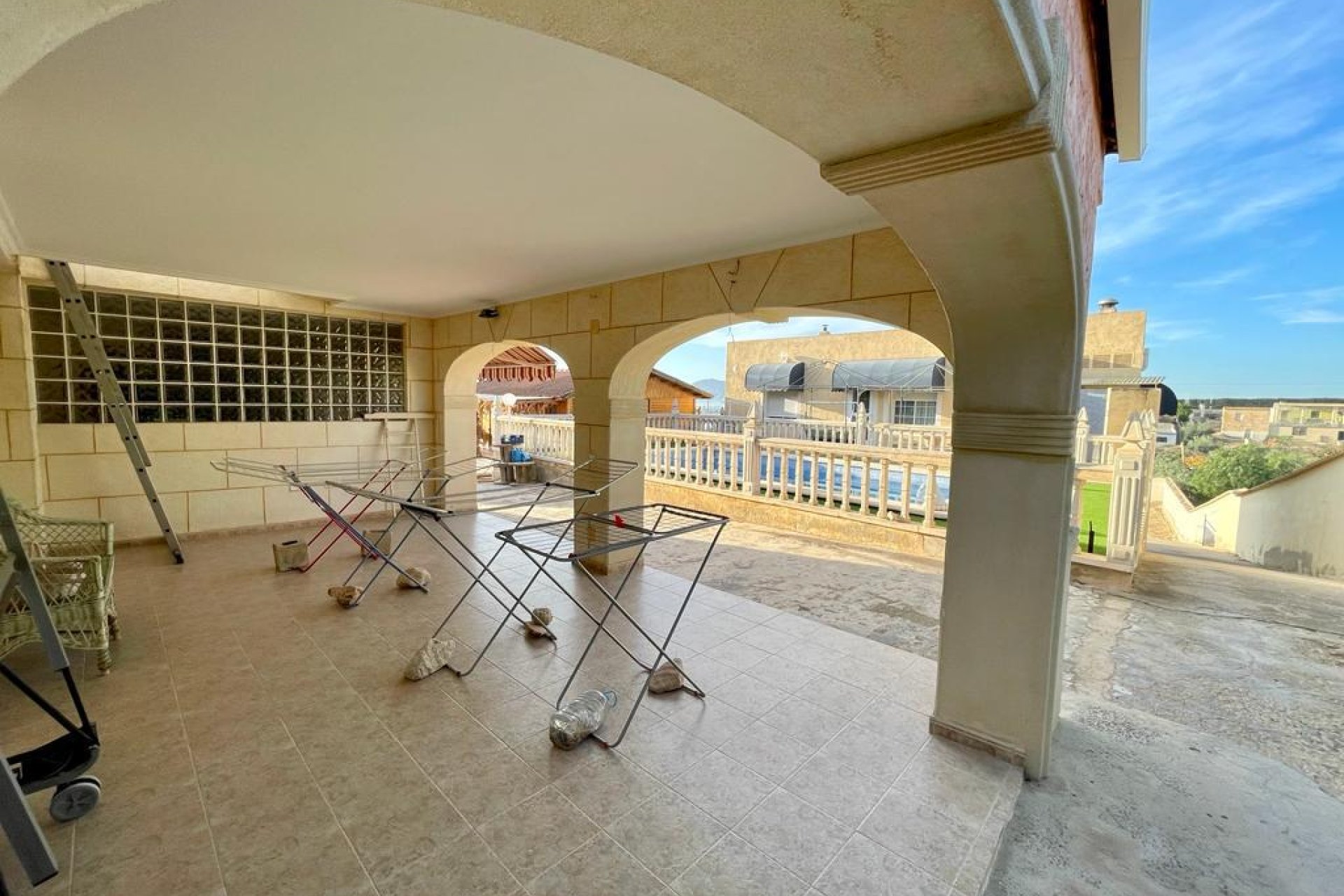 Weiterverkauf - Country house -
Alicante