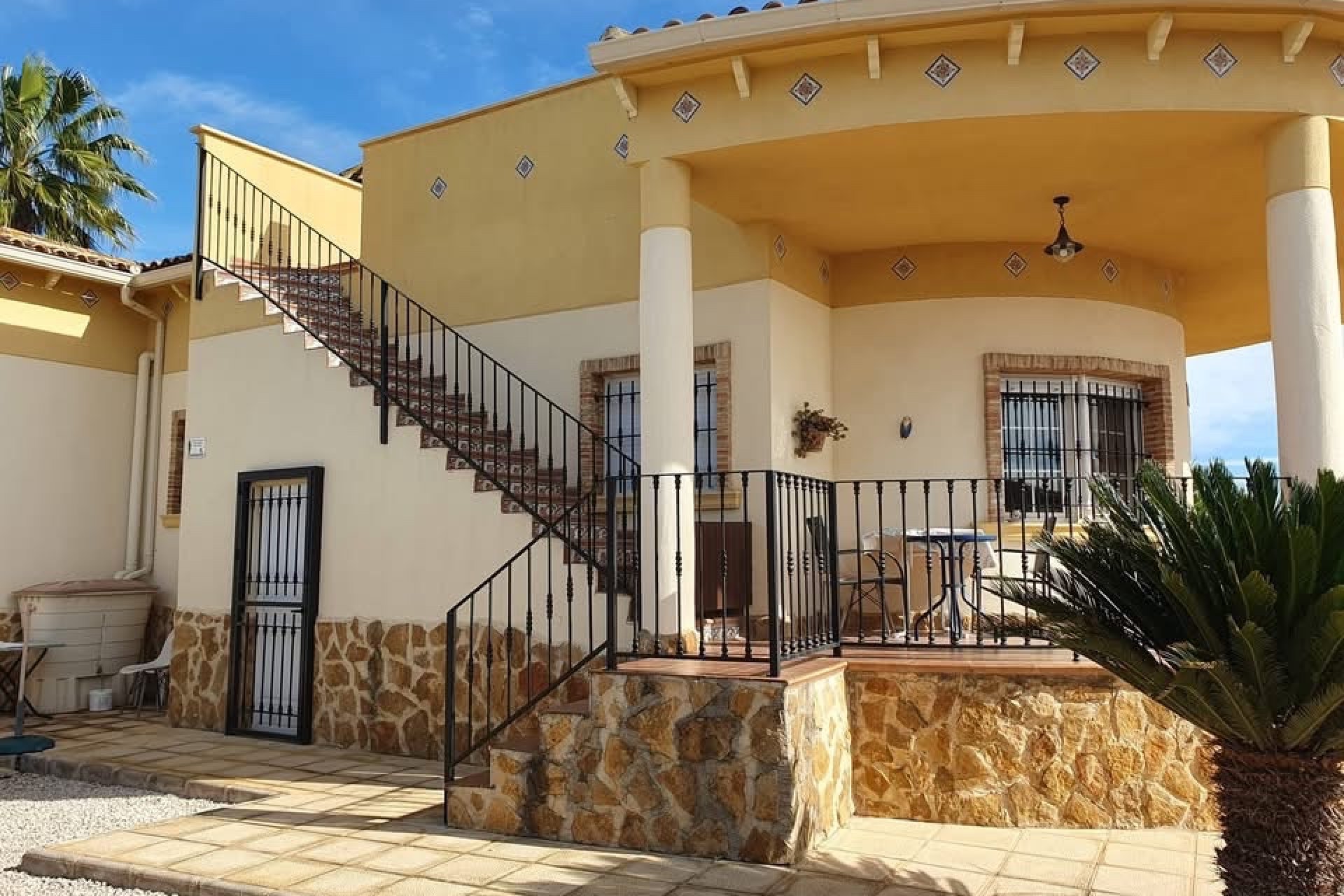 Weiterverkauf - Country house -
Alicante