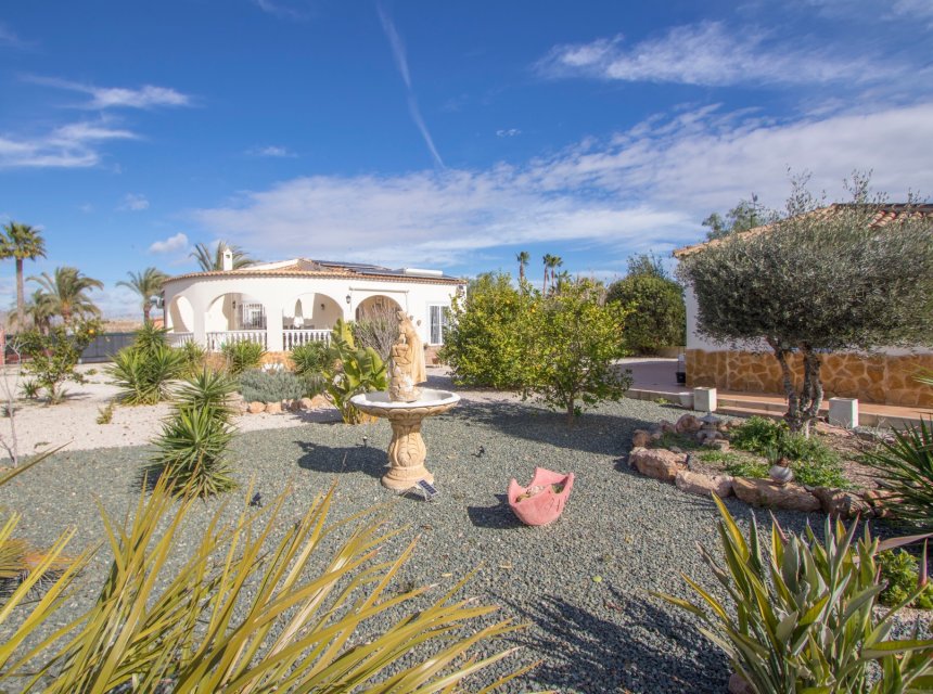 Weiterverkauf - Country house -
Alicante