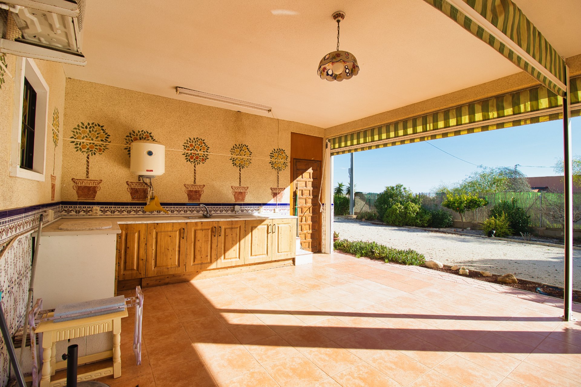 Weiterverkauf - Country house -
Alicante