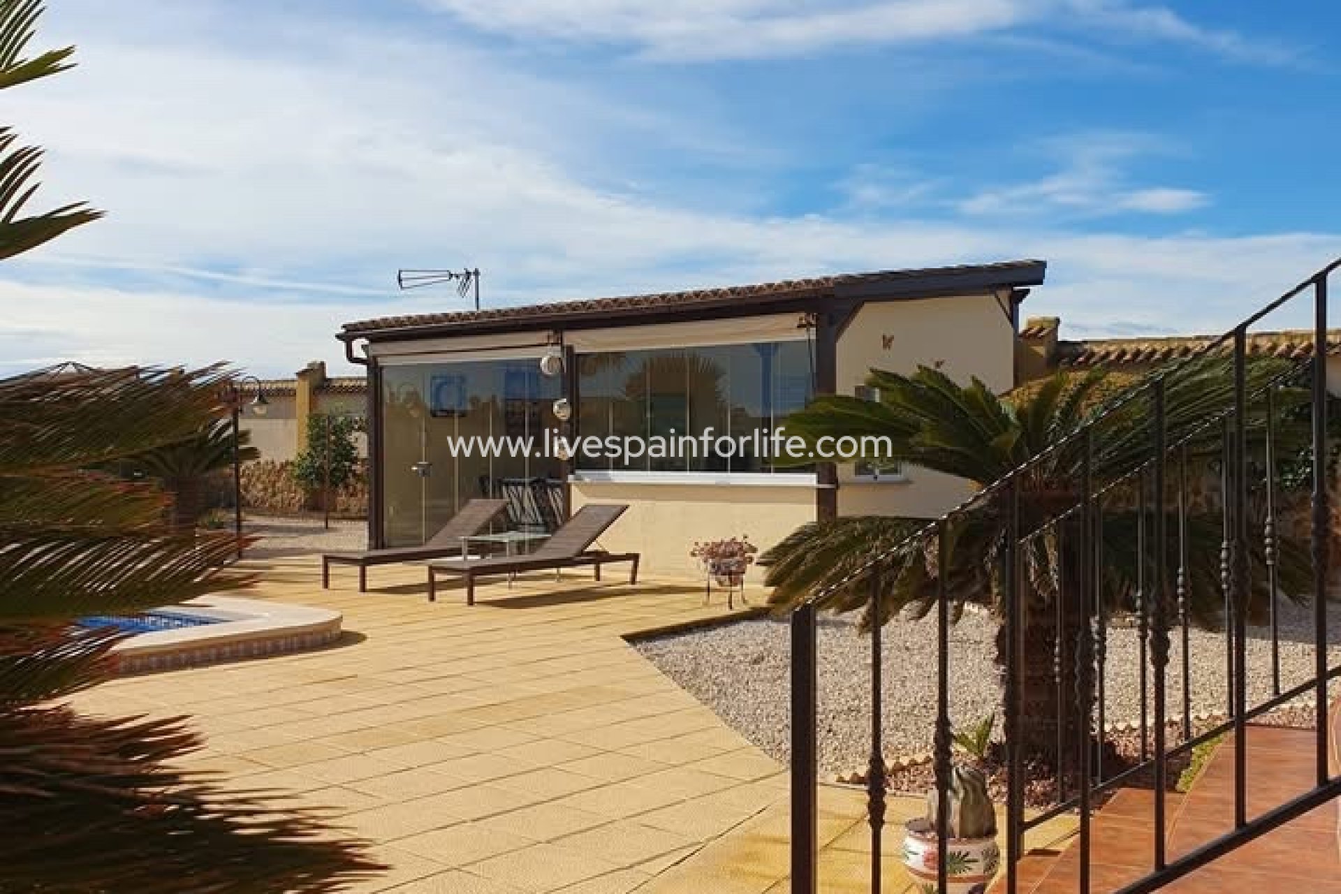 Weiterverkauf - Country house -
Alicante