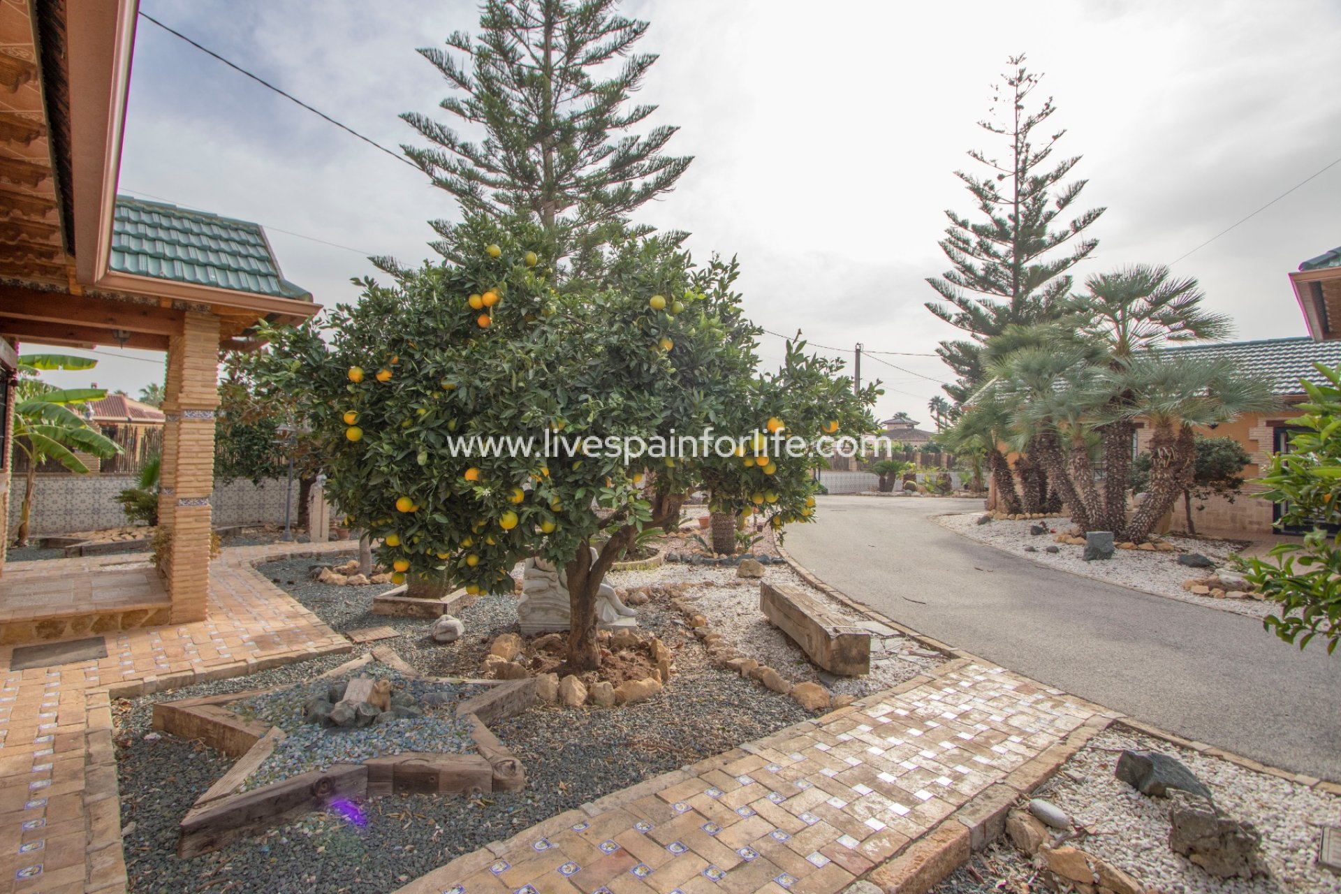 Weiterverkauf - Country house -
Alicante