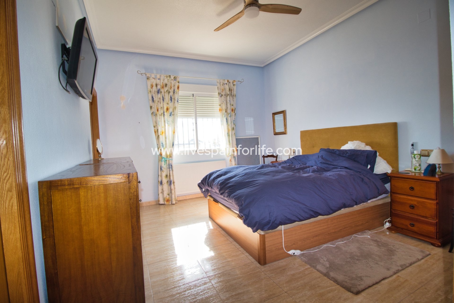 Weiterverkauf - Country house -
Alicante