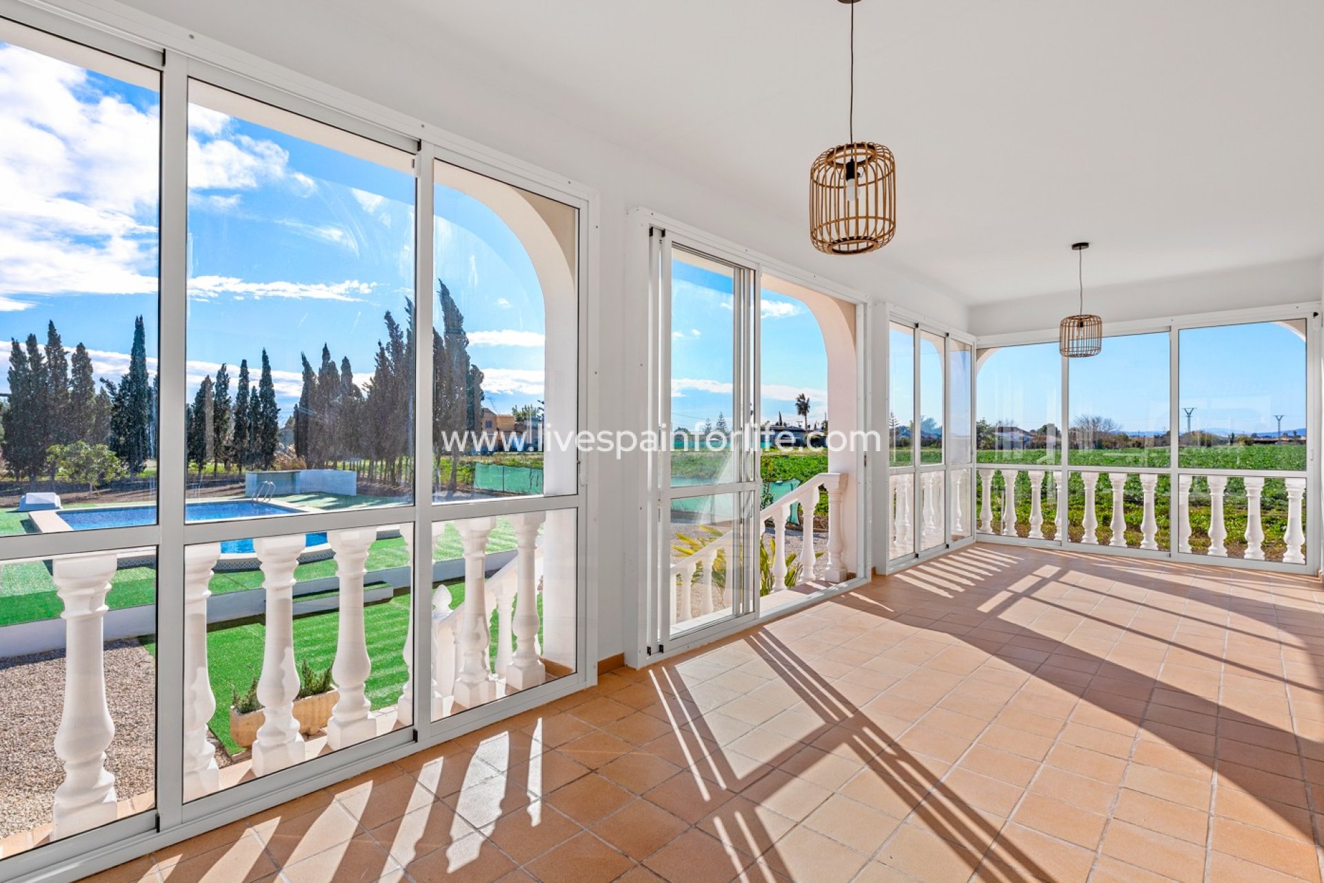 Weiterverkauf - Country house -
Alicante