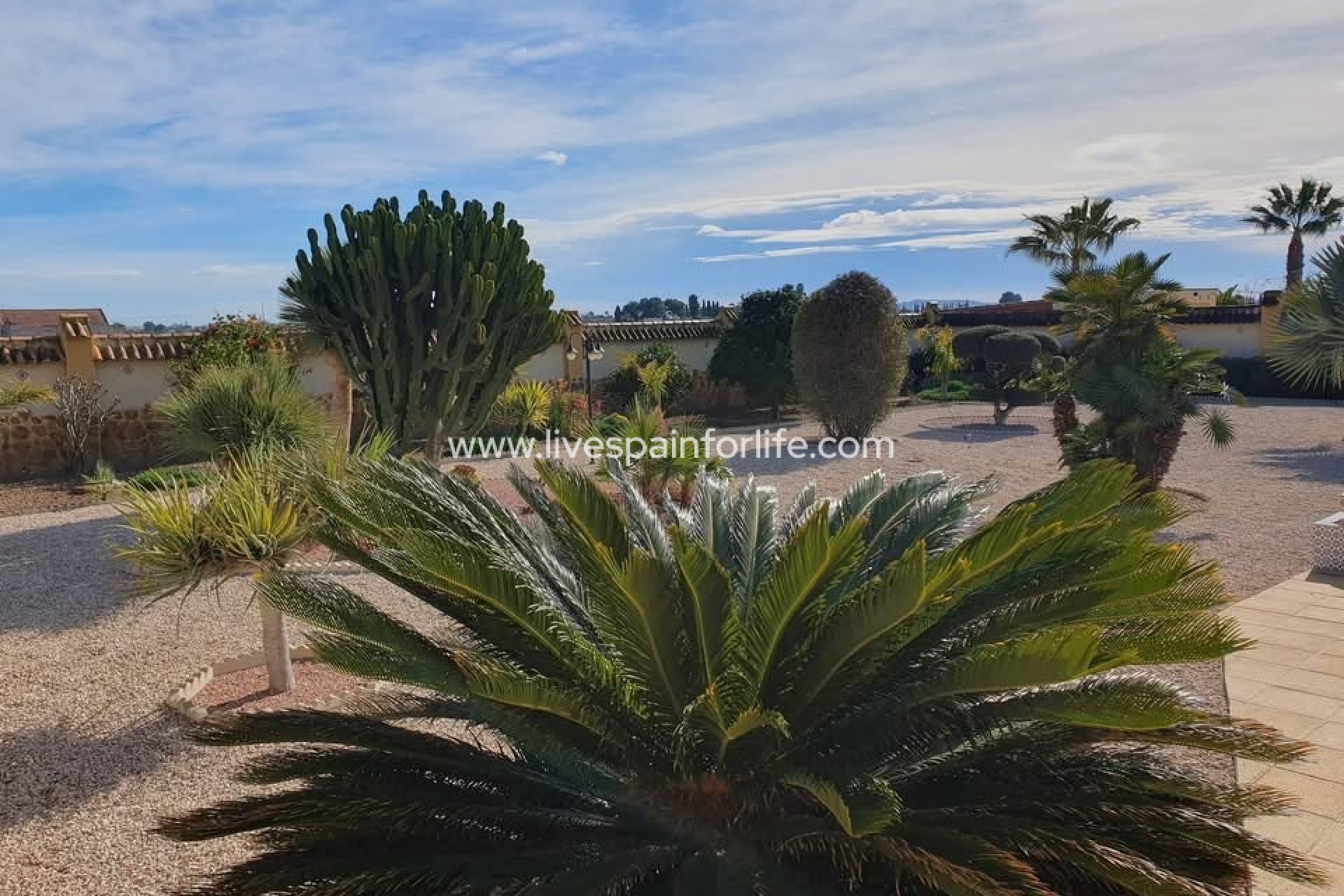 Weiterverkauf - Country house -
Alicante