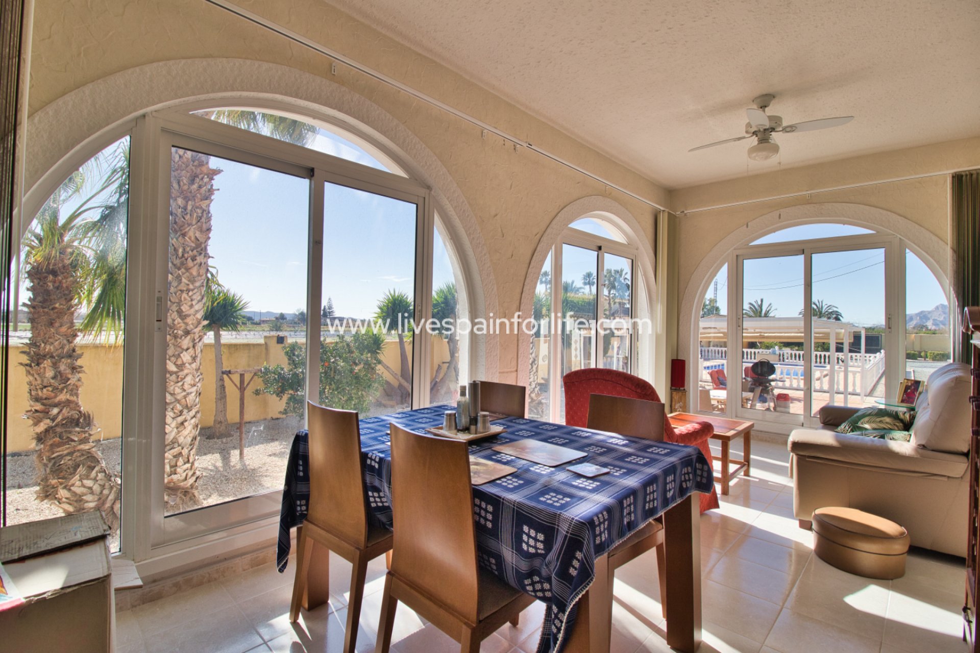 Weiterverkauf - Country house -
Alicante