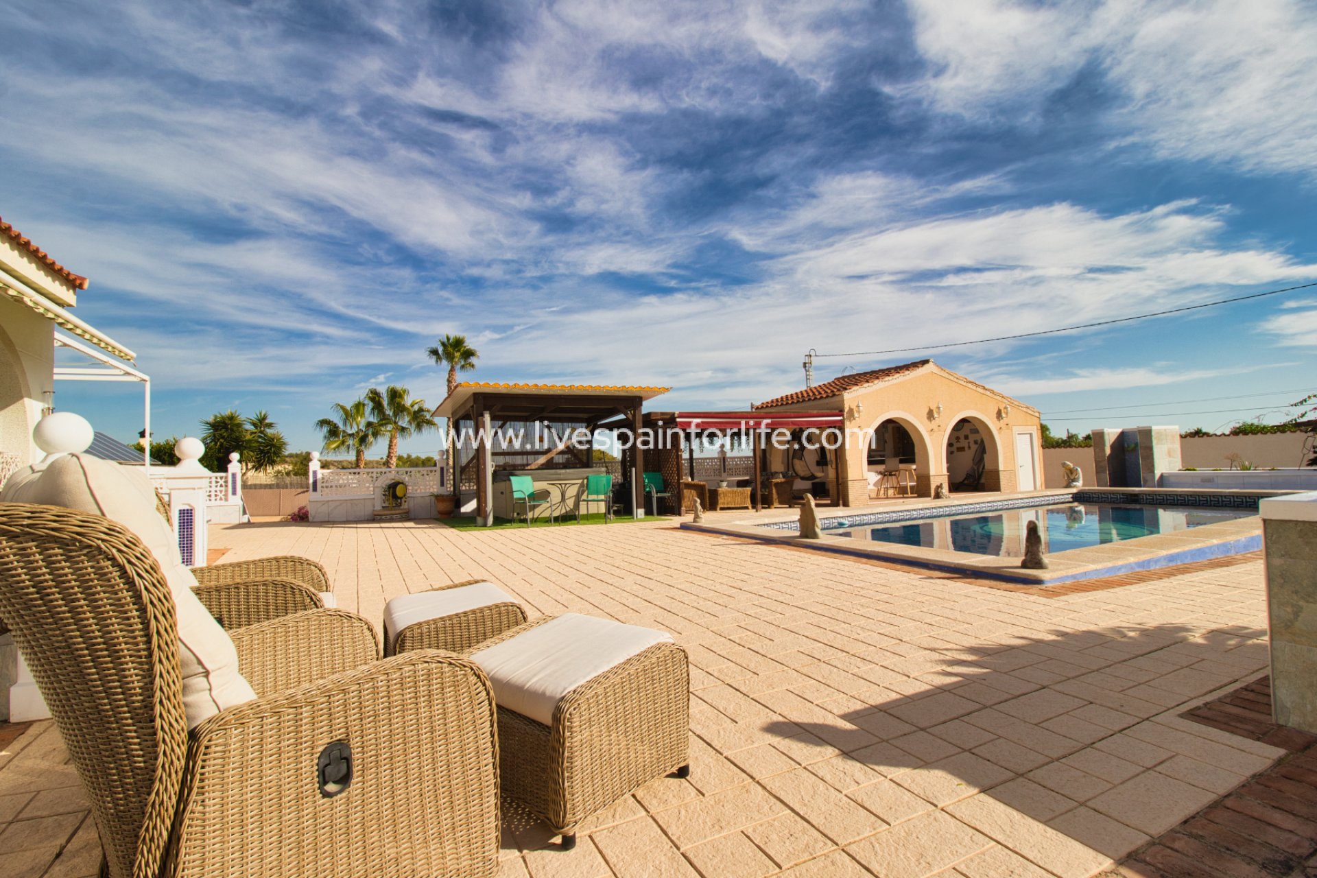 Weiterverkauf - Country house -
Alicante