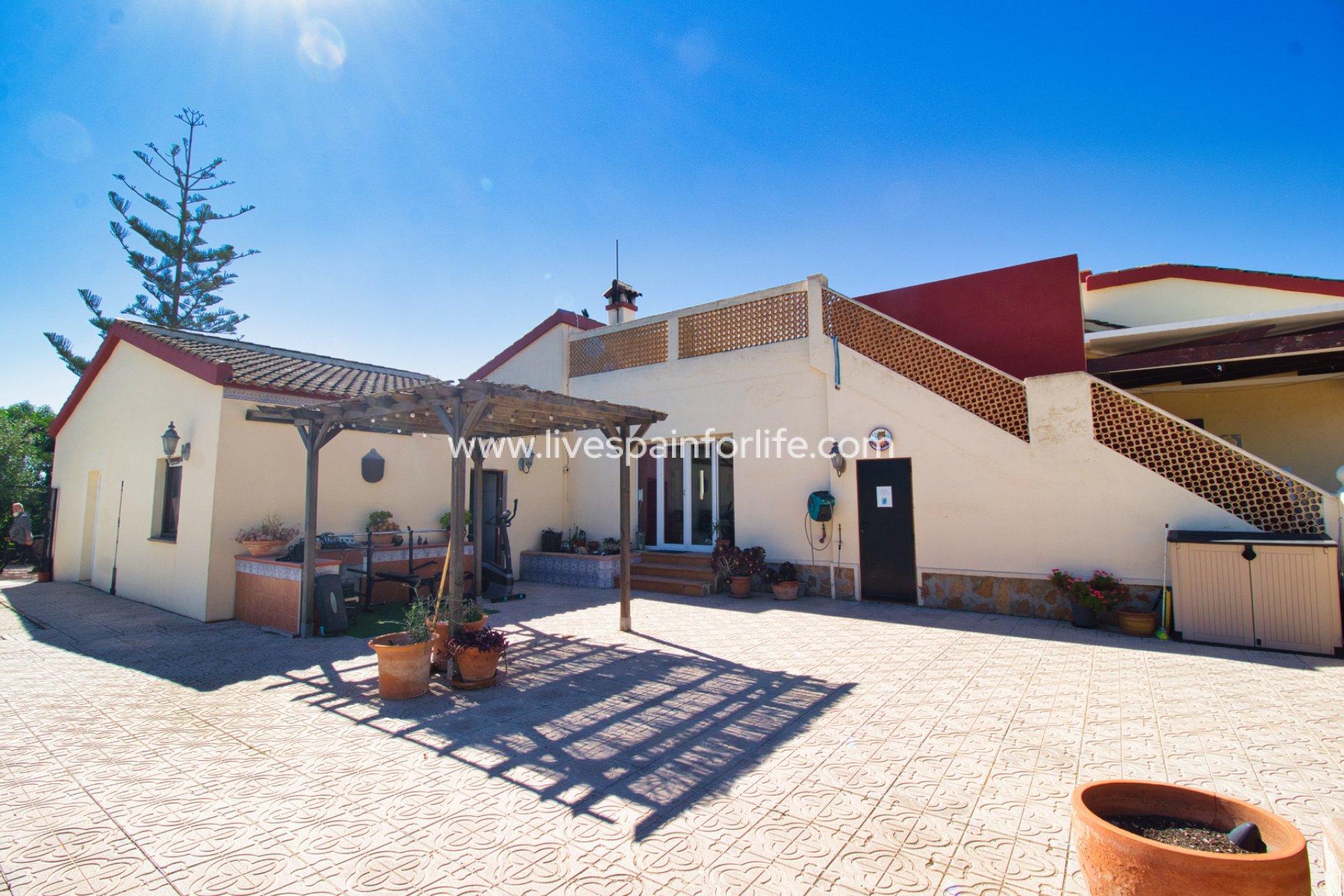 Weiterverkauf - Country house -
Alicante