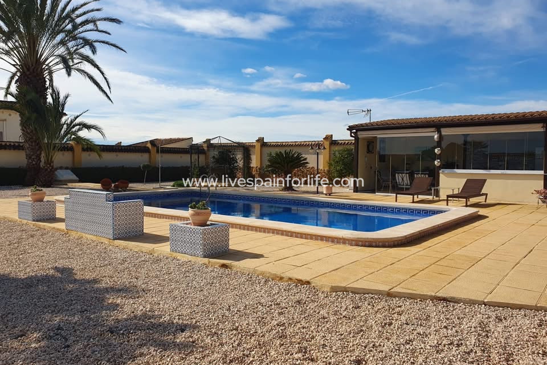 Weiterverkauf - Country house -
Alicante