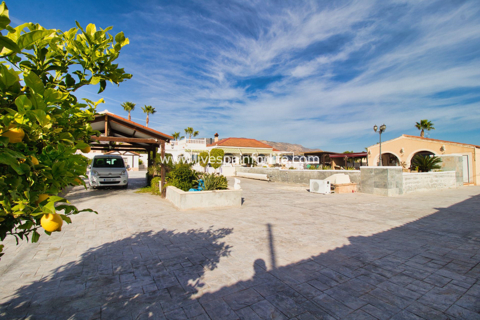 Weiterverkauf - Country house -
Alicante