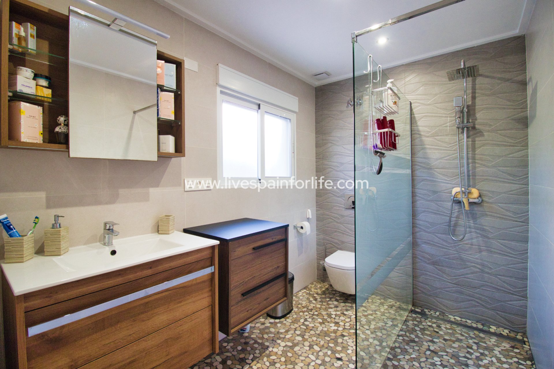 Weiterverkauf - Country house -
Alicante