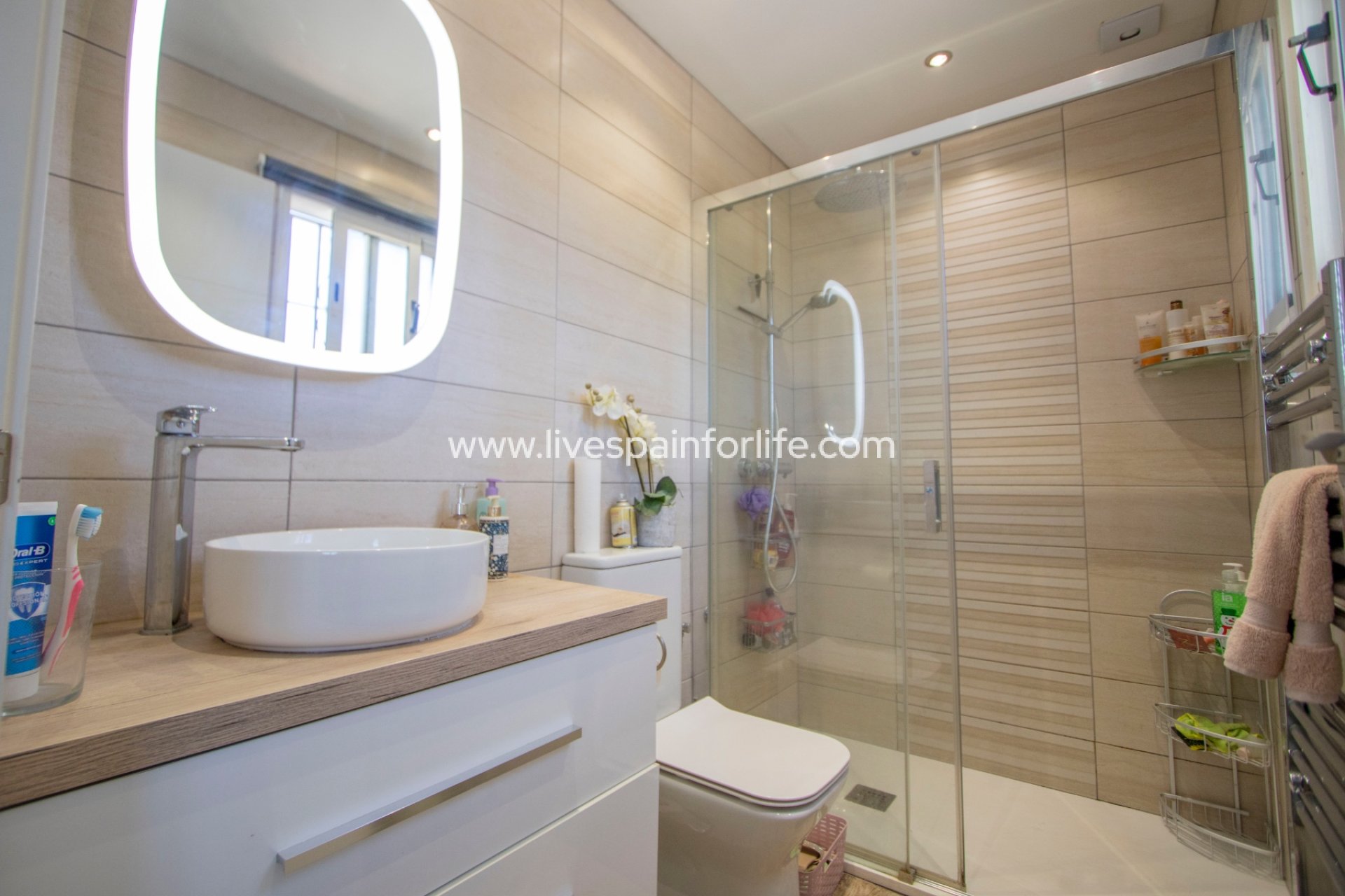 Weiterverkauf - Country house -
Alicante