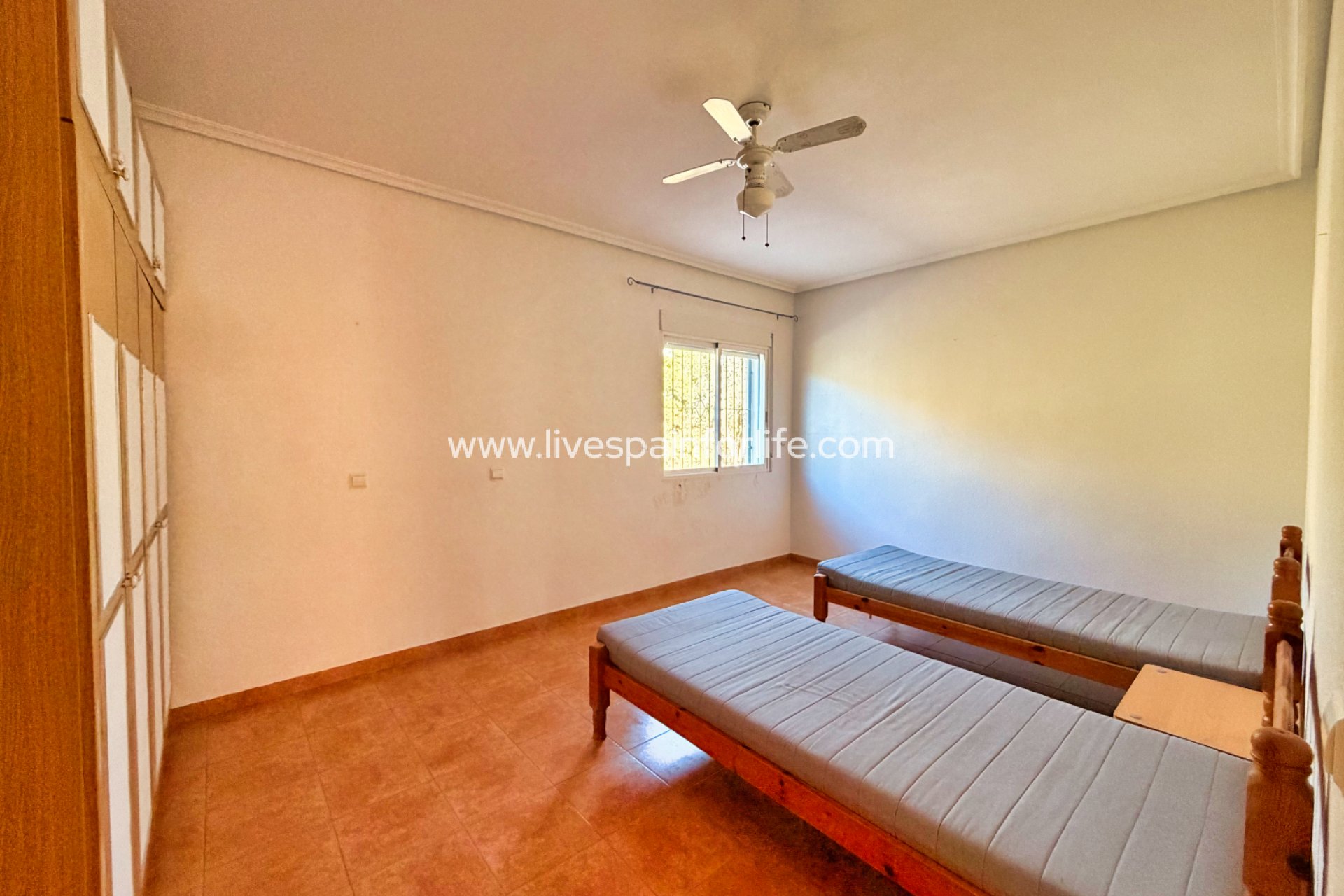 Weiterverkauf - Country house -
Alicante