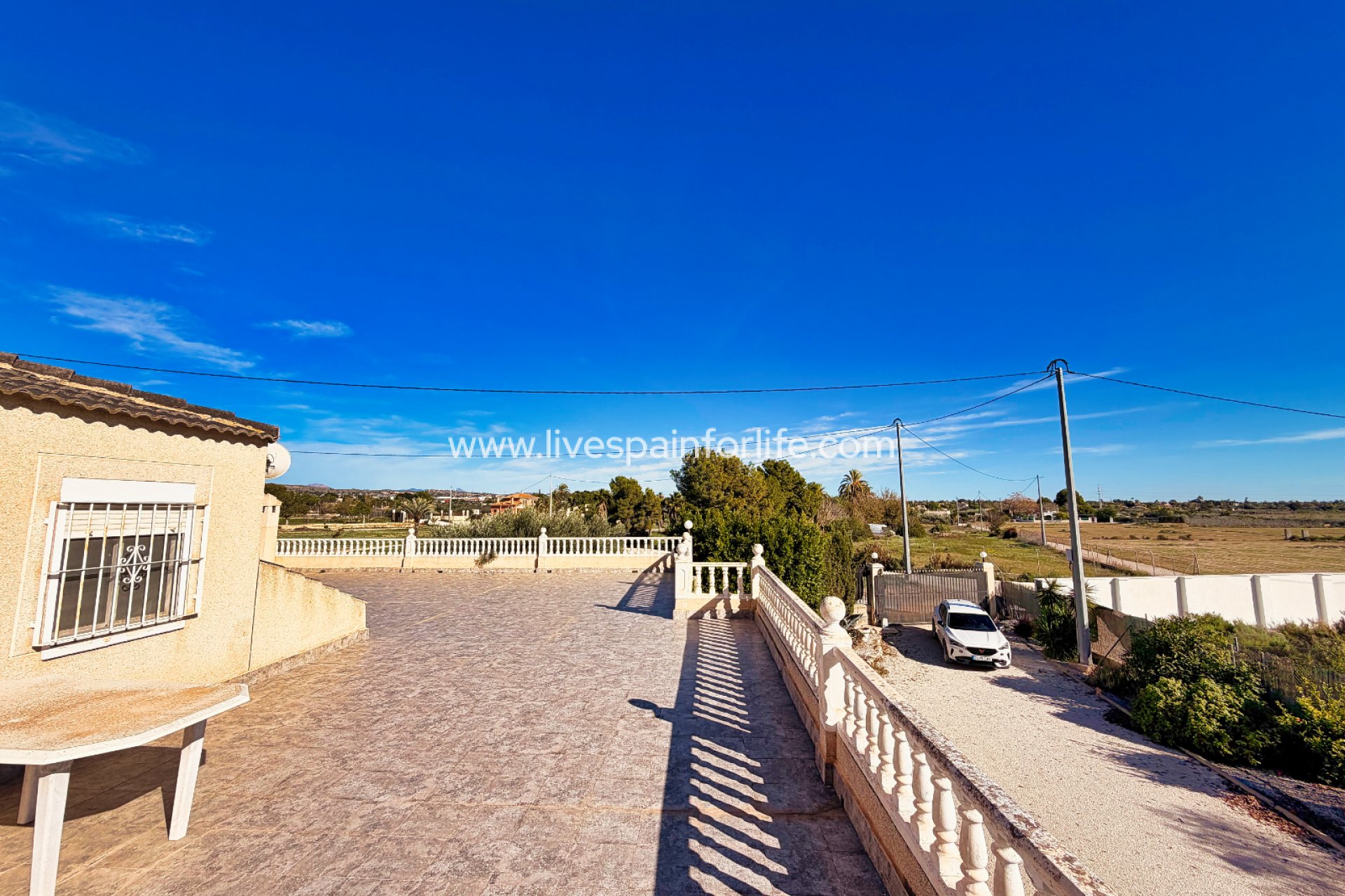 Weiterverkauf - Country house -
Alicante