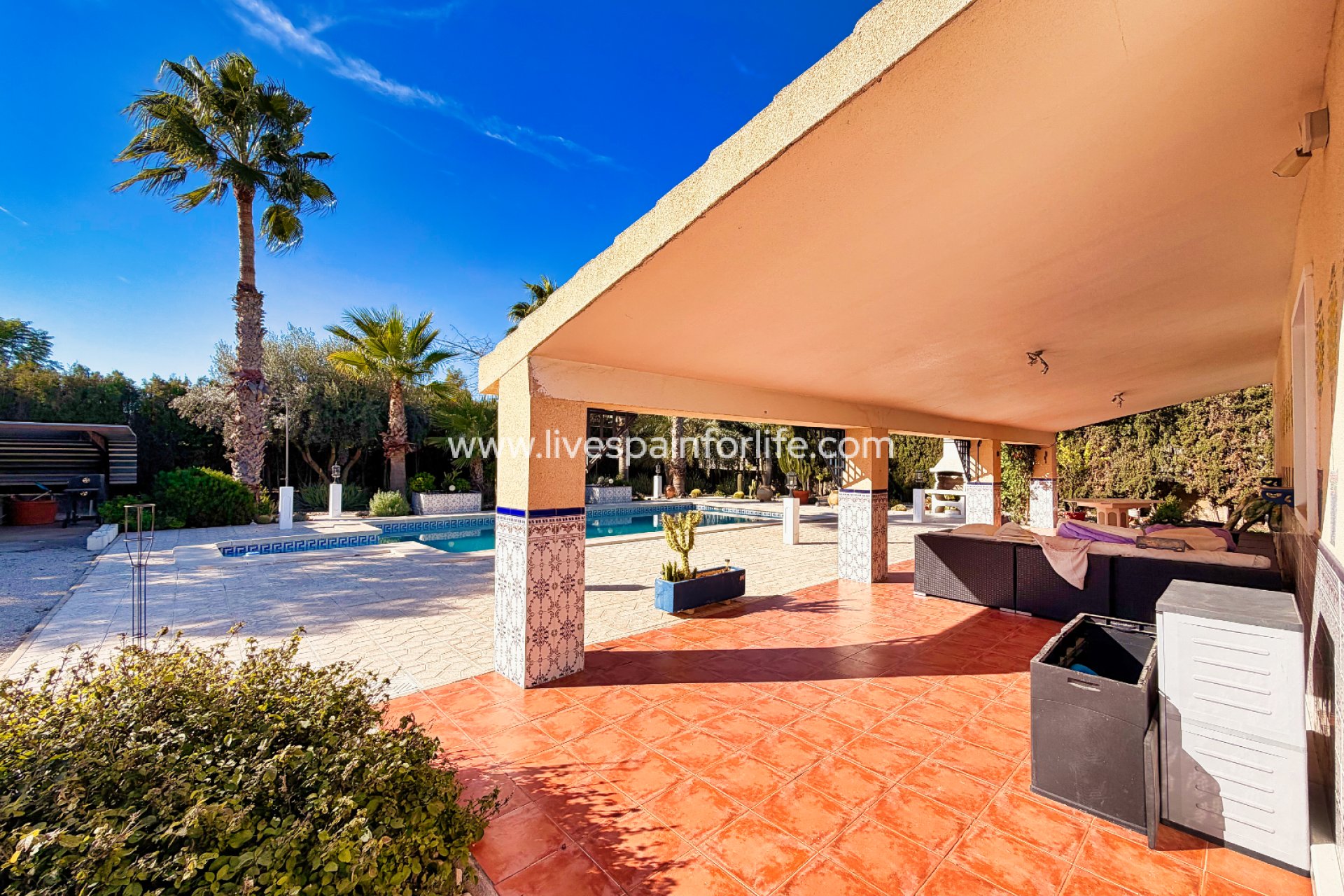 Weiterverkauf - Country house -
Alicante