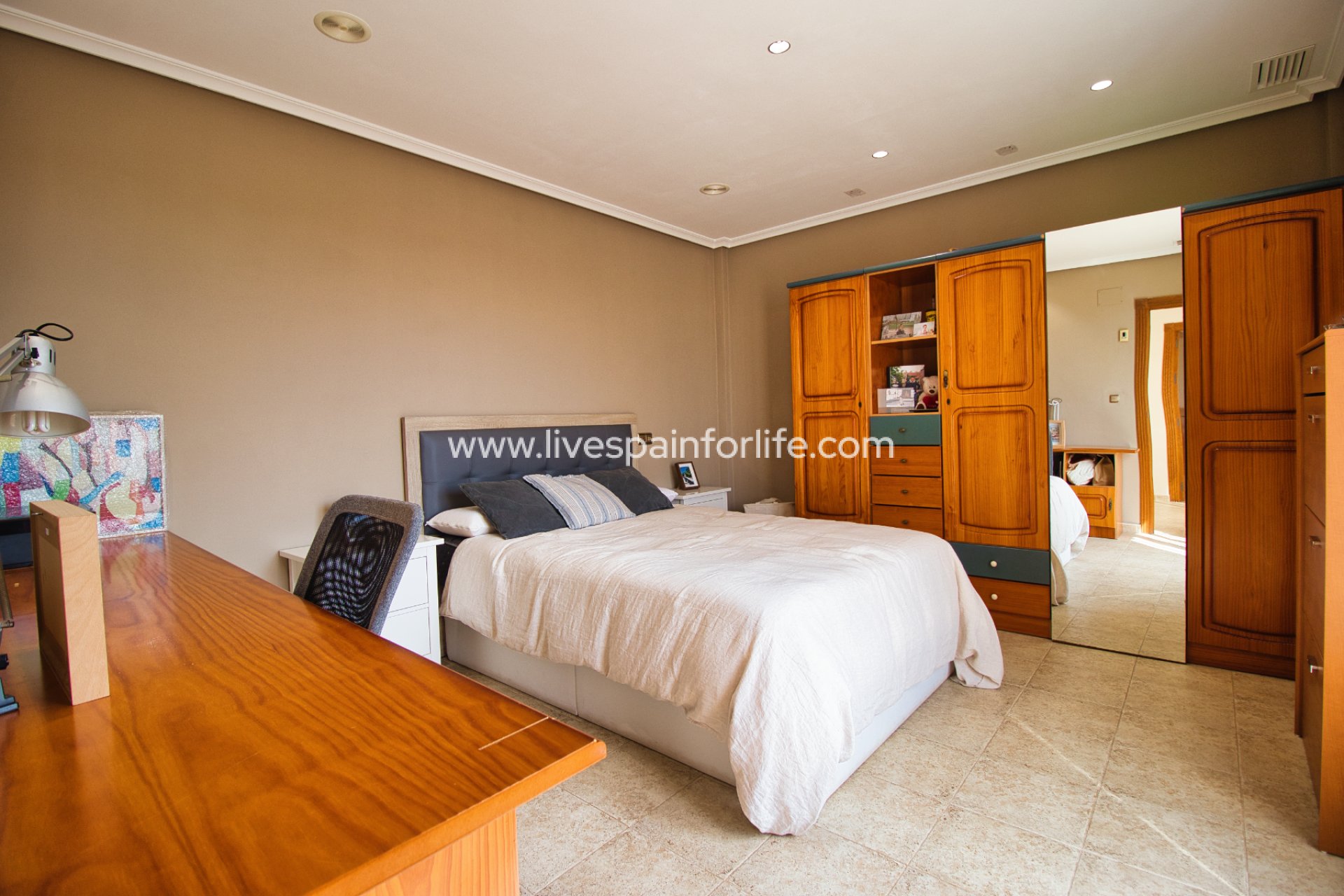 Weiterverkauf - Country house -
Alicante