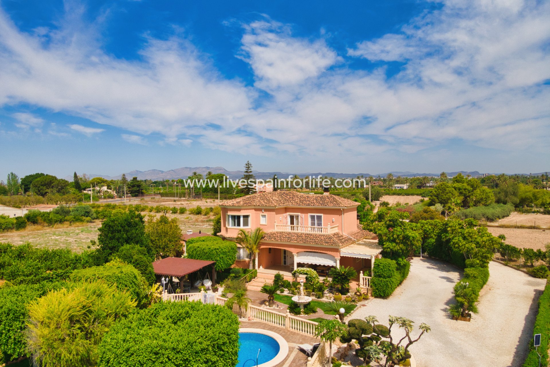Weiterverkauf - Country house -
Alicante