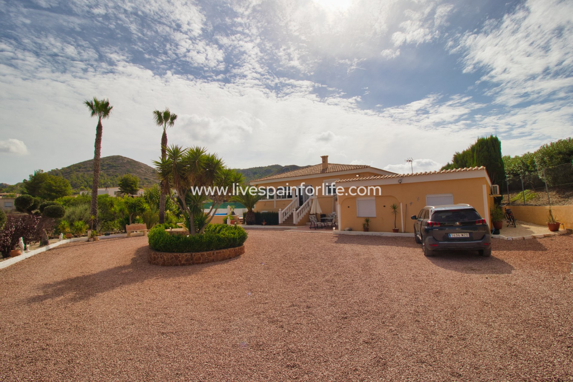 Weiterverkauf - Country house -
Alicante