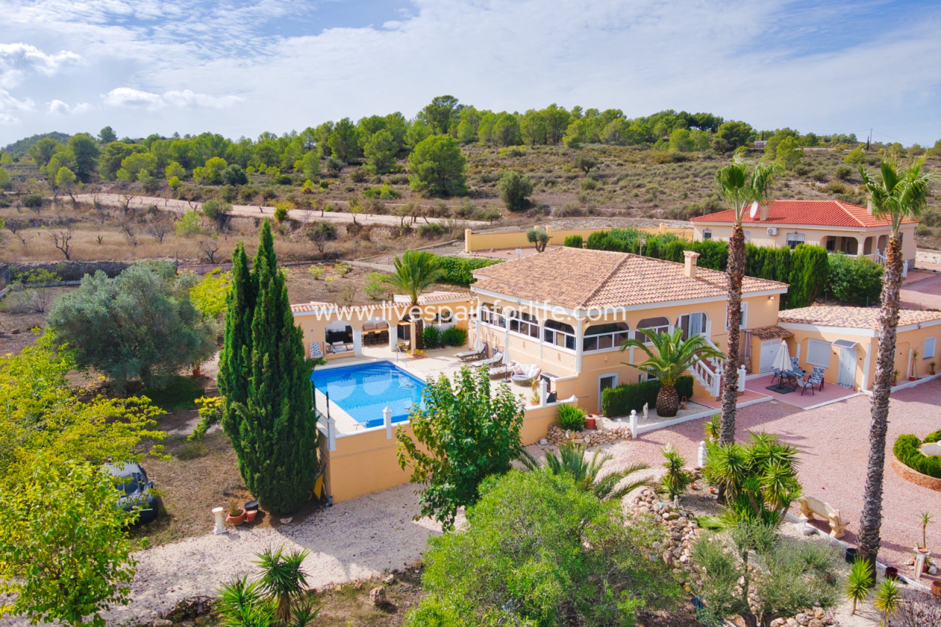 Weiterverkauf - Country house -
Alicante