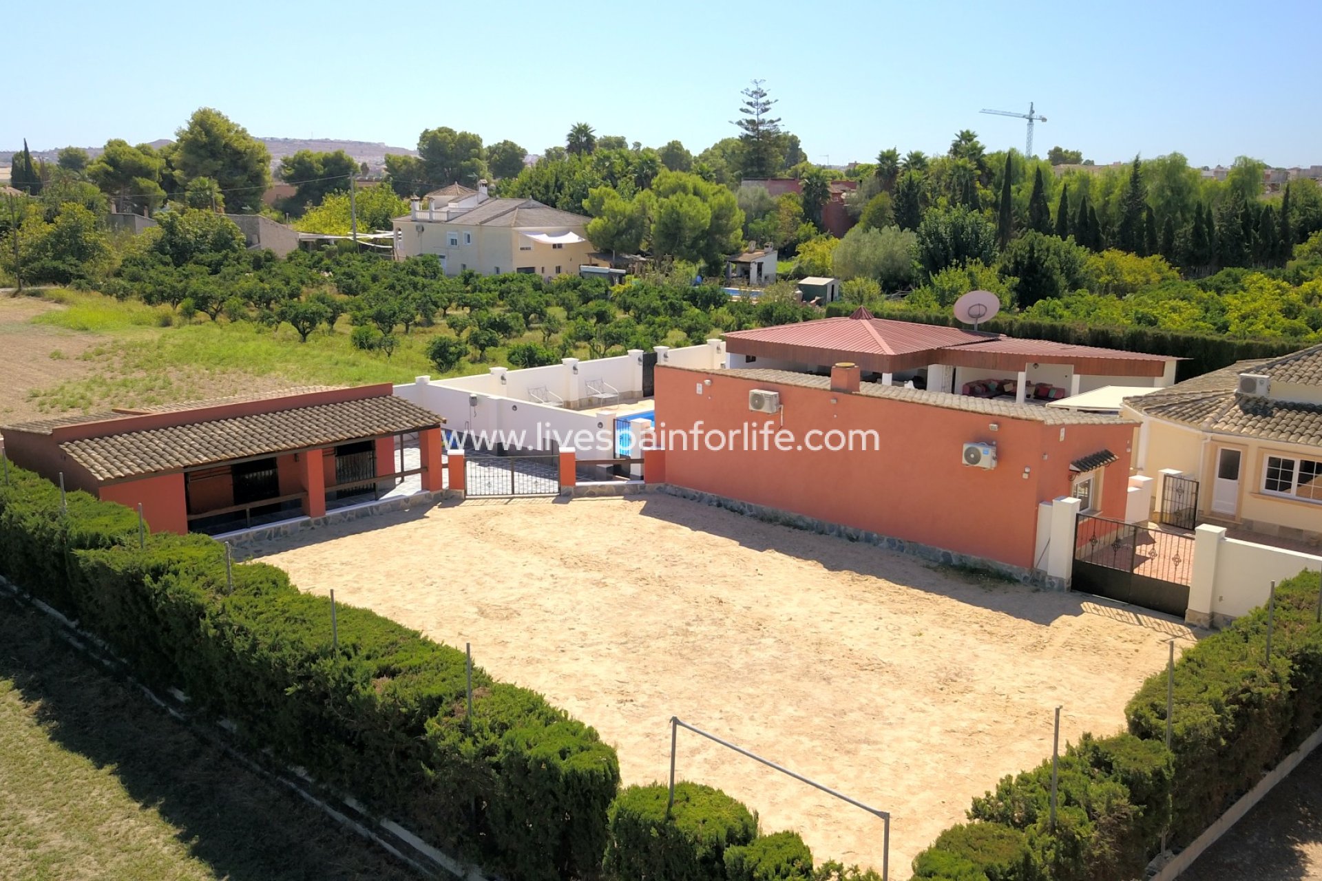 Weiterverkauf - Country house -
Almoradi - Heredades