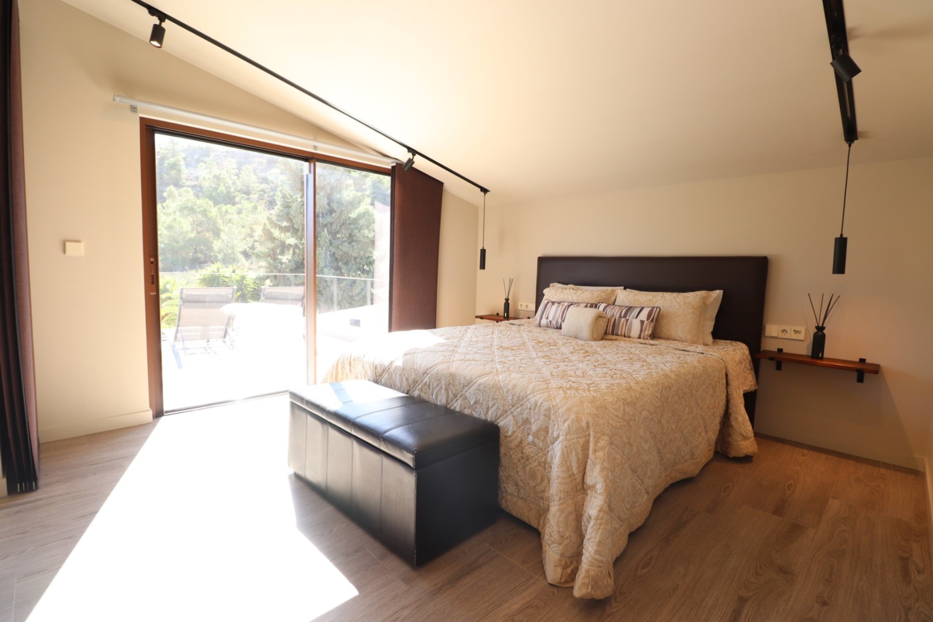 Weiterverkauf - Country house -
Aspe - Aspe - Country