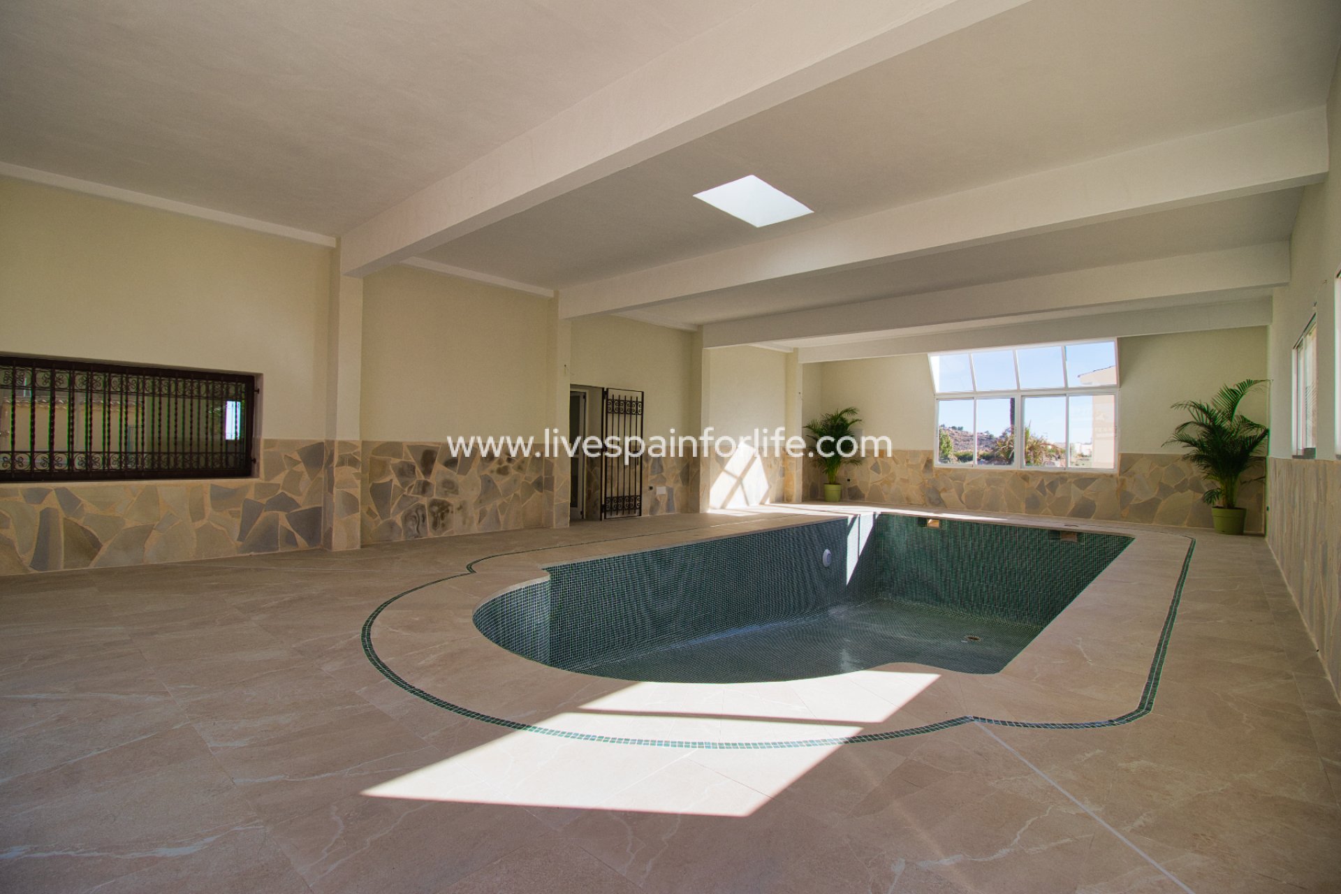 Weiterverkauf - Country house -
Aspe