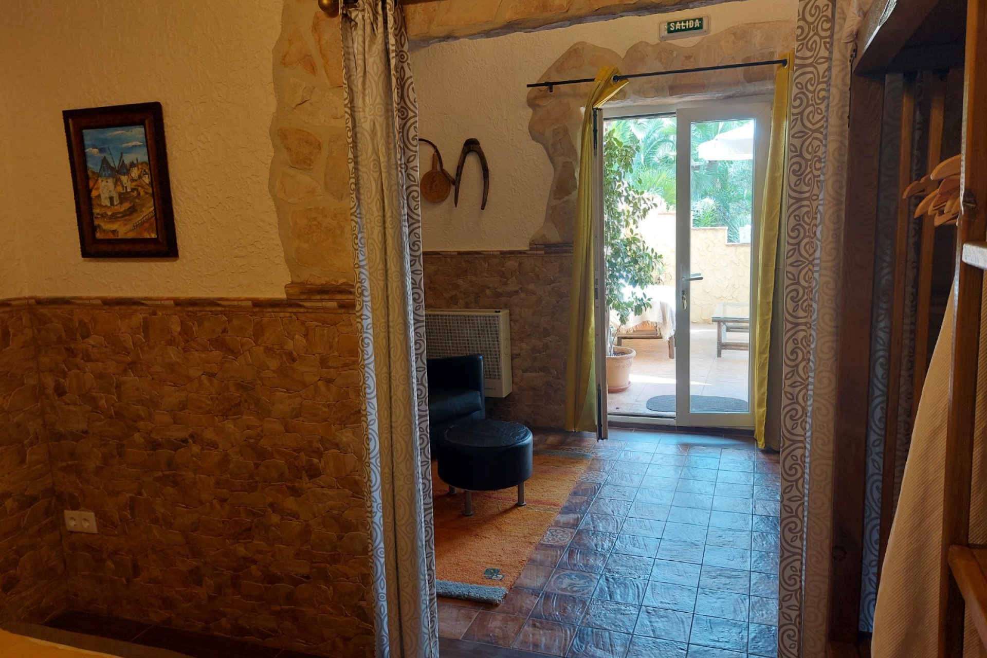 Weiterverkauf - Country house -
Barbarroja