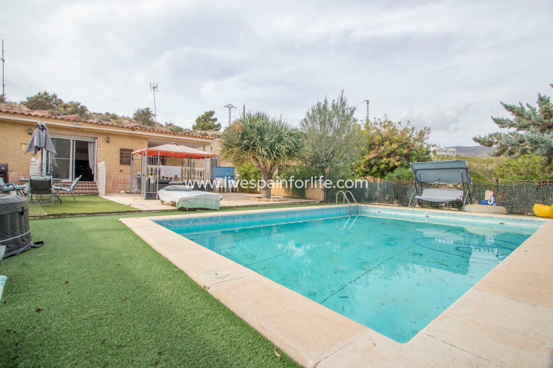 Weiterverkauf - Country house -
Crevillent