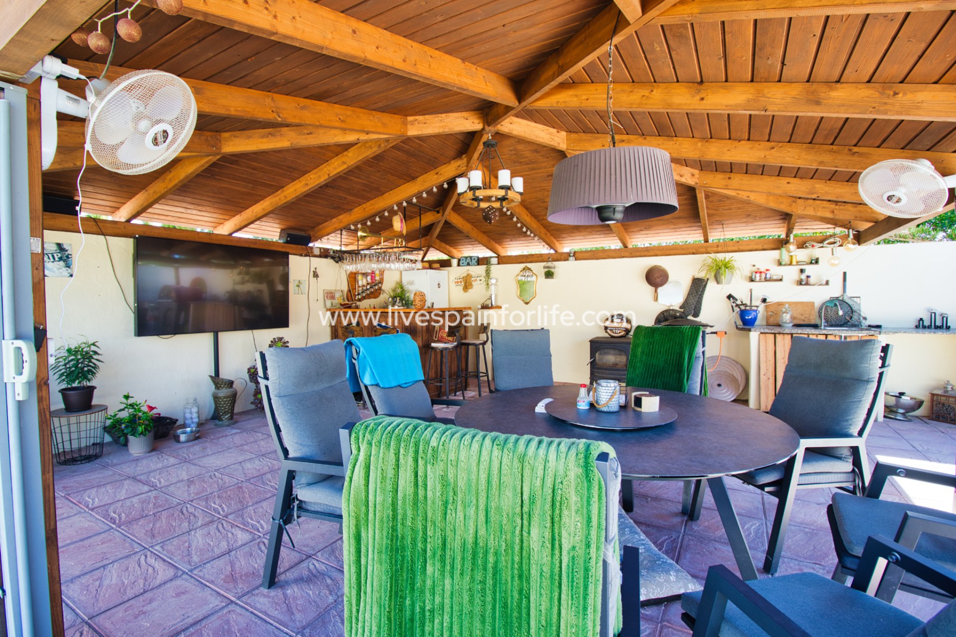 Weiterverkauf - Country house -
Daya Vieja