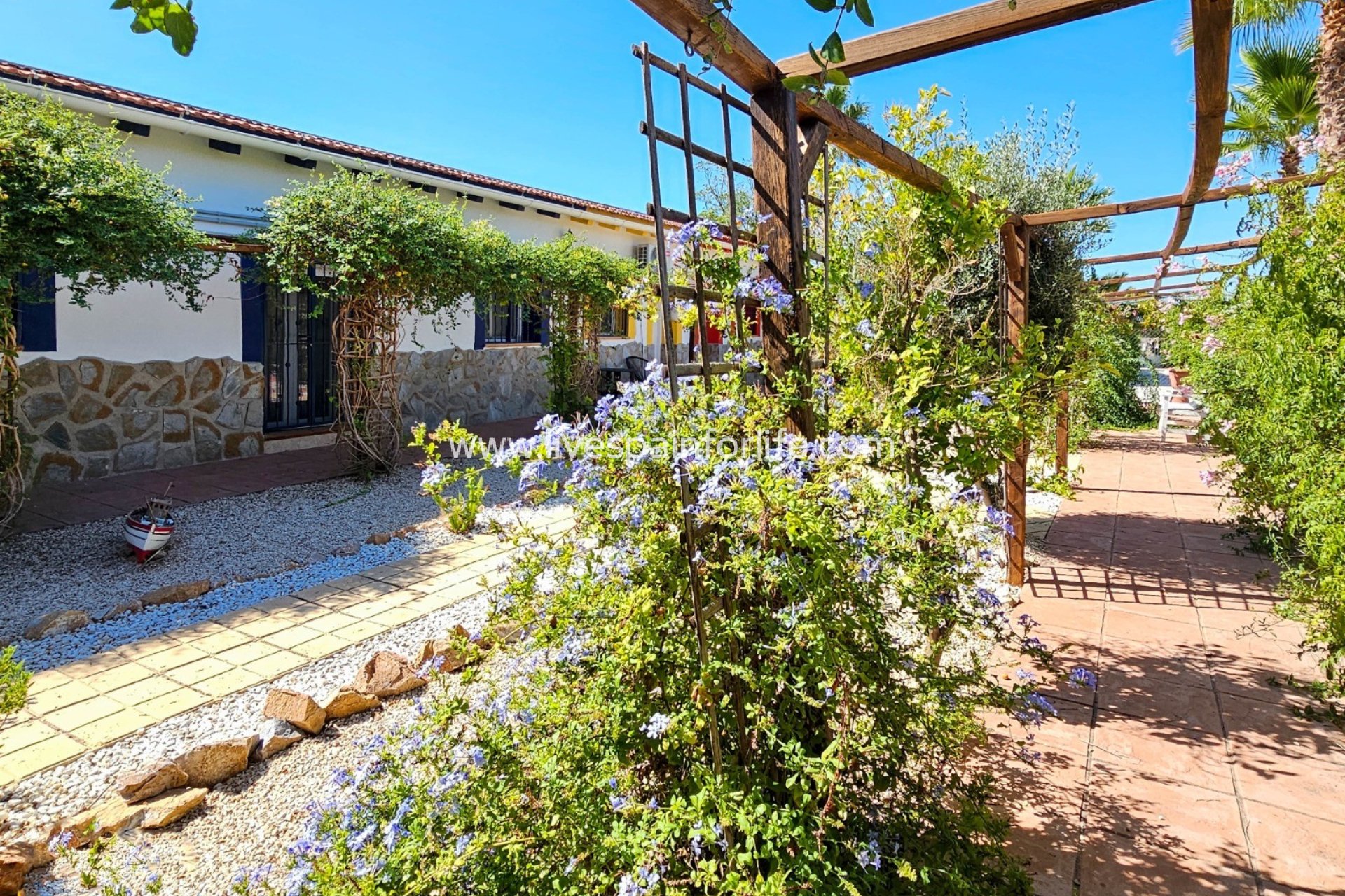 Weiterverkauf - Country house -
El Realengo