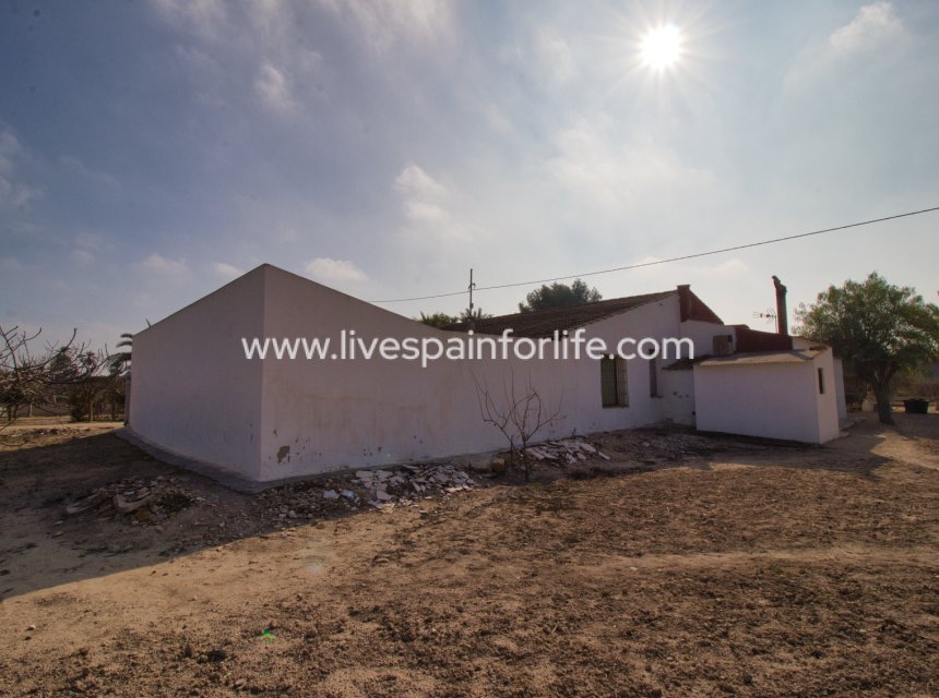 Weiterverkauf - Country house -
Elche