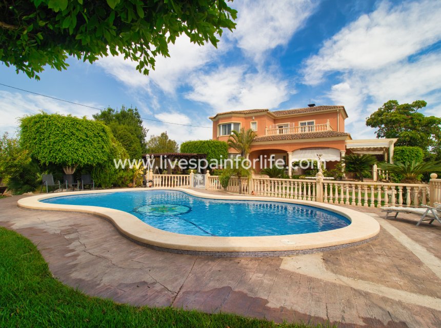 Weiterverkauf - Country house -
Elche