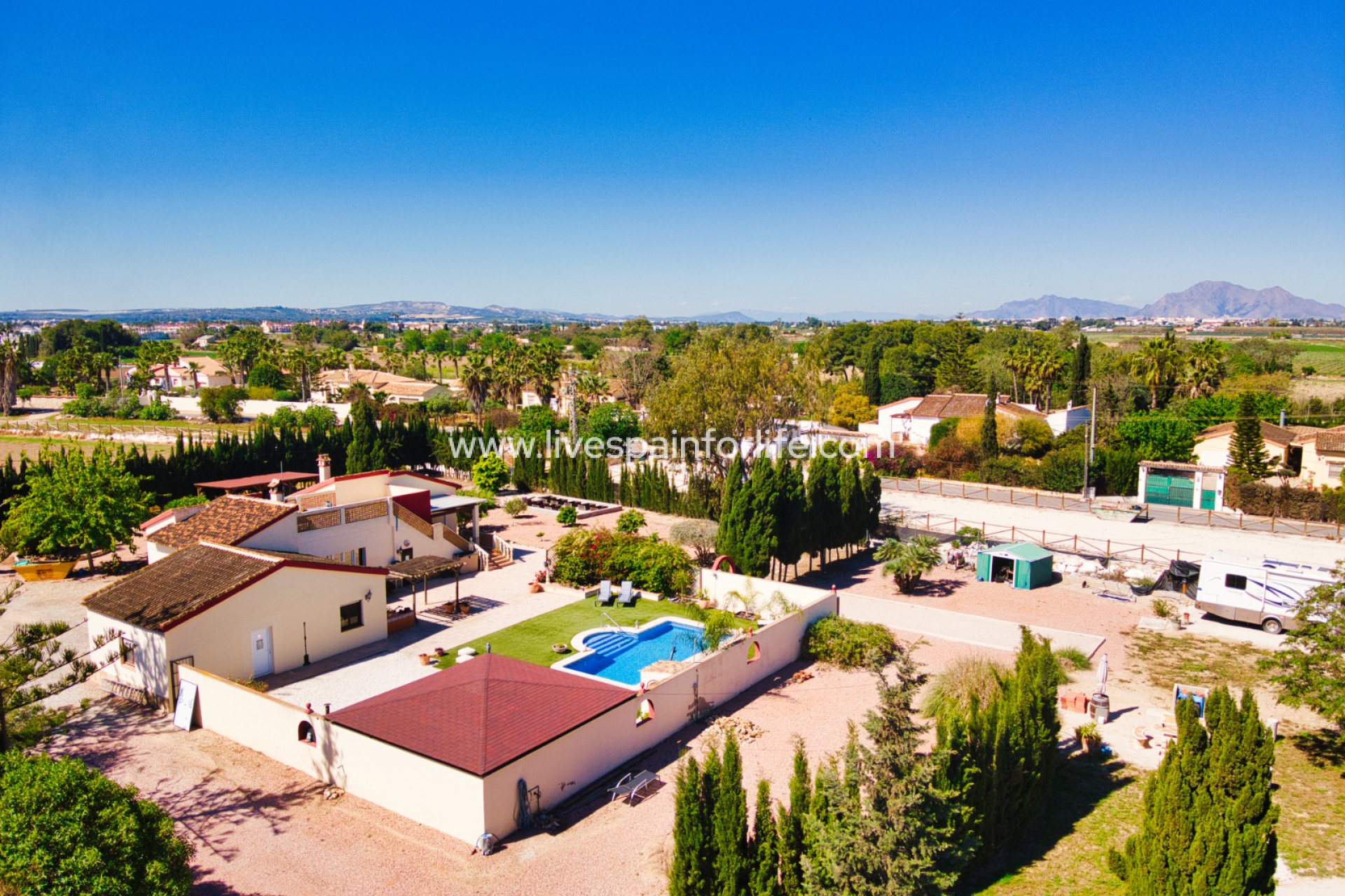 Weiterverkauf - Country house -
Formentera Del Segura