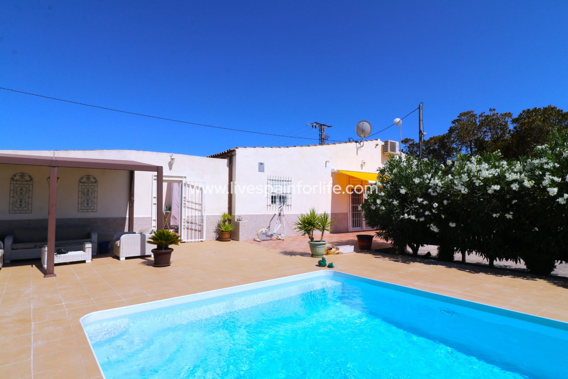 Weiterverkauf - Country house -
Granja de Rocamora