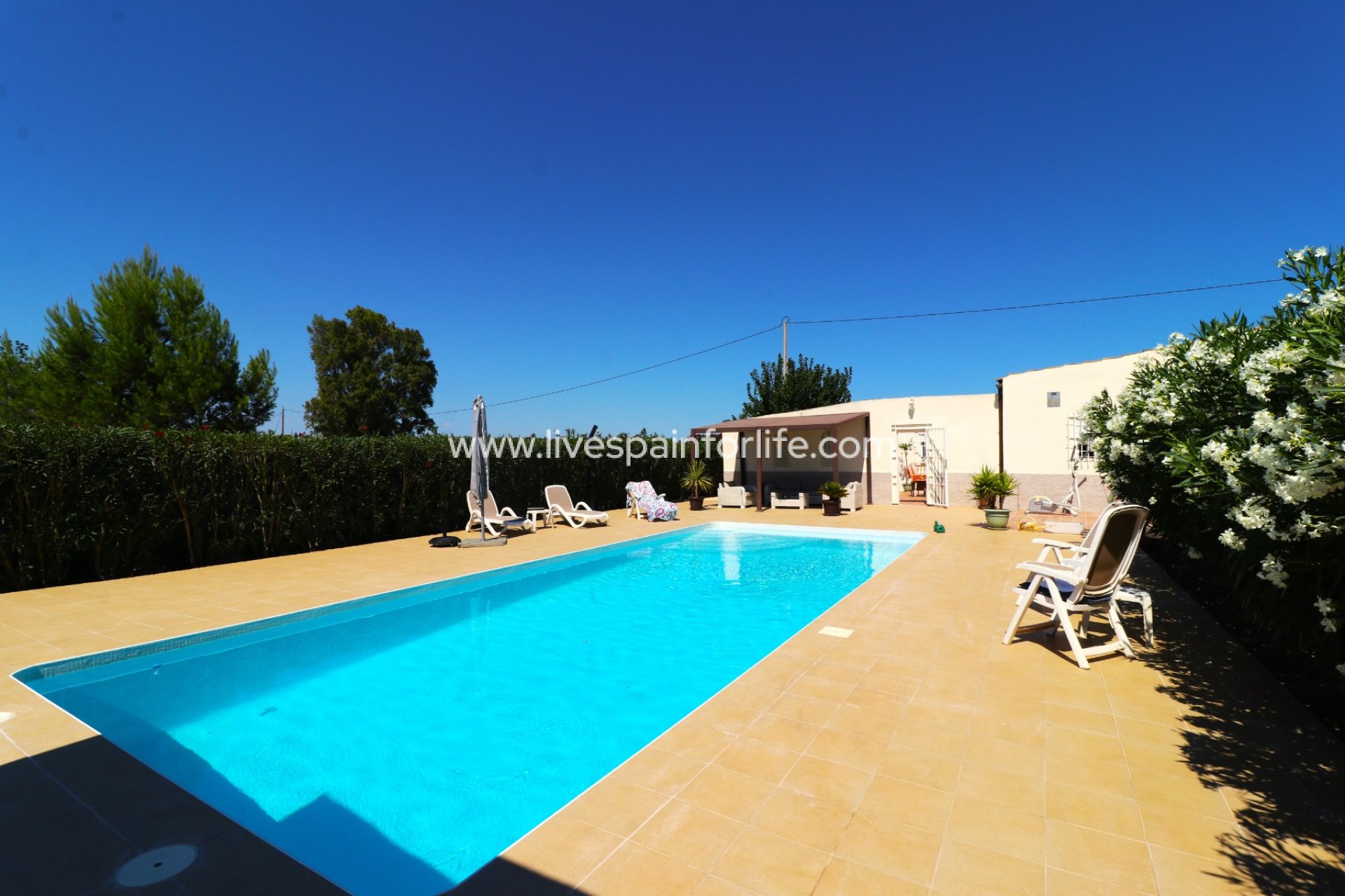 Weiterverkauf - Country house -
Granja de Rocamora