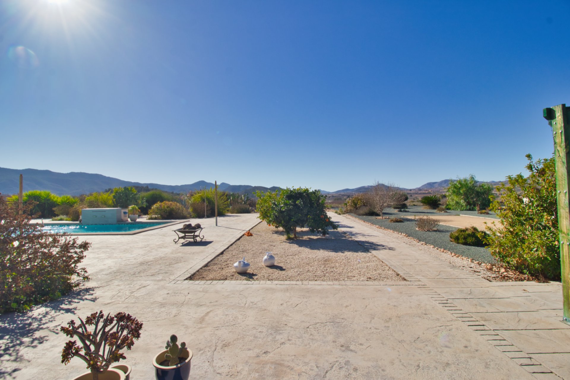 Weiterverkauf - Country house -
Hondon De Las Nieves