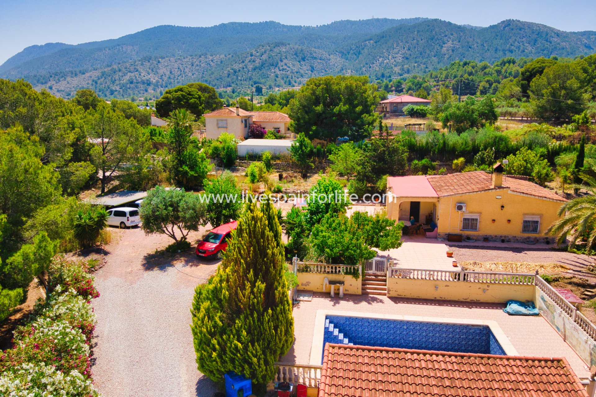 Weiterverkauf - Country house -
Hondon De Las Nieves