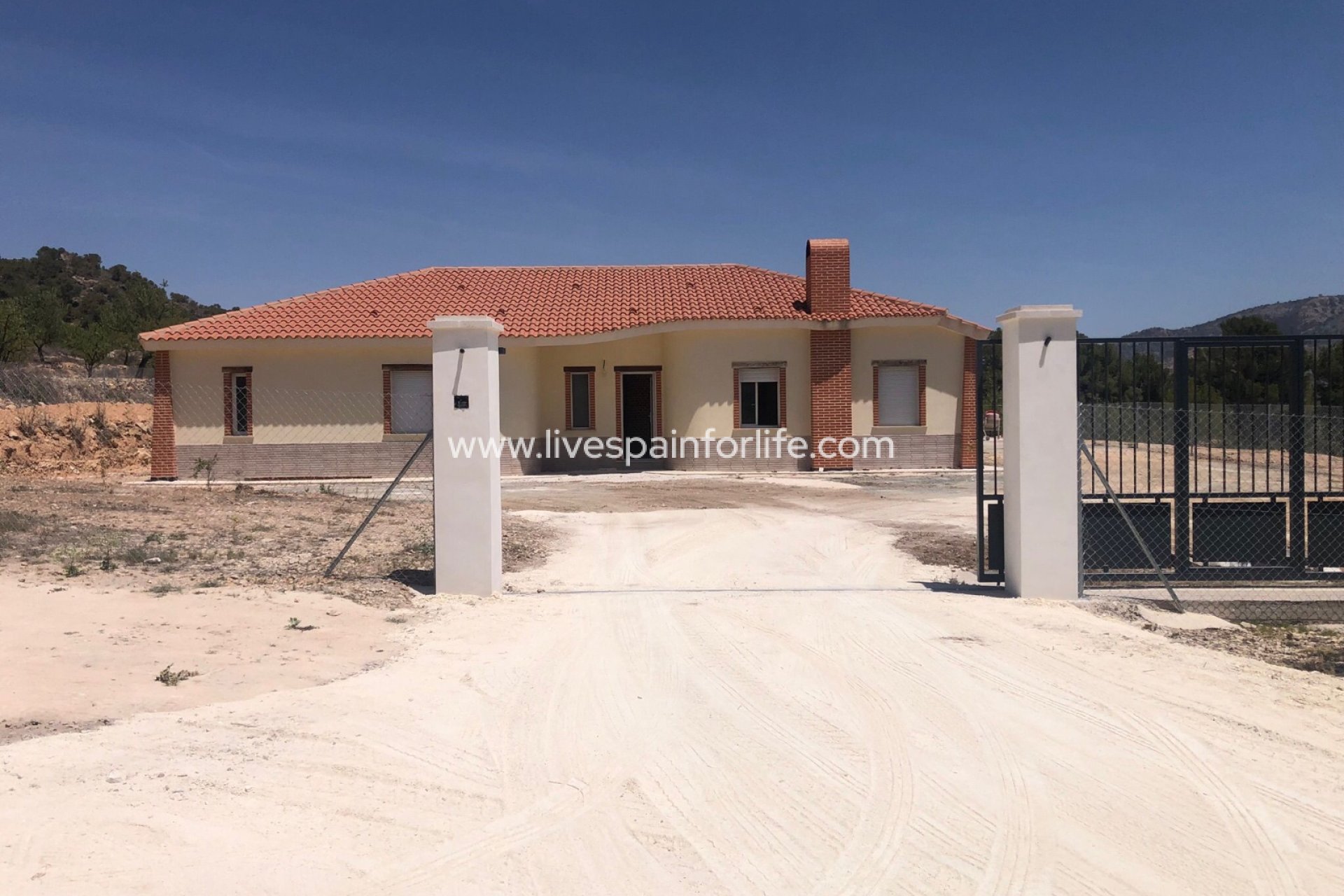 Weiterverkauf - Country house -
La Romana