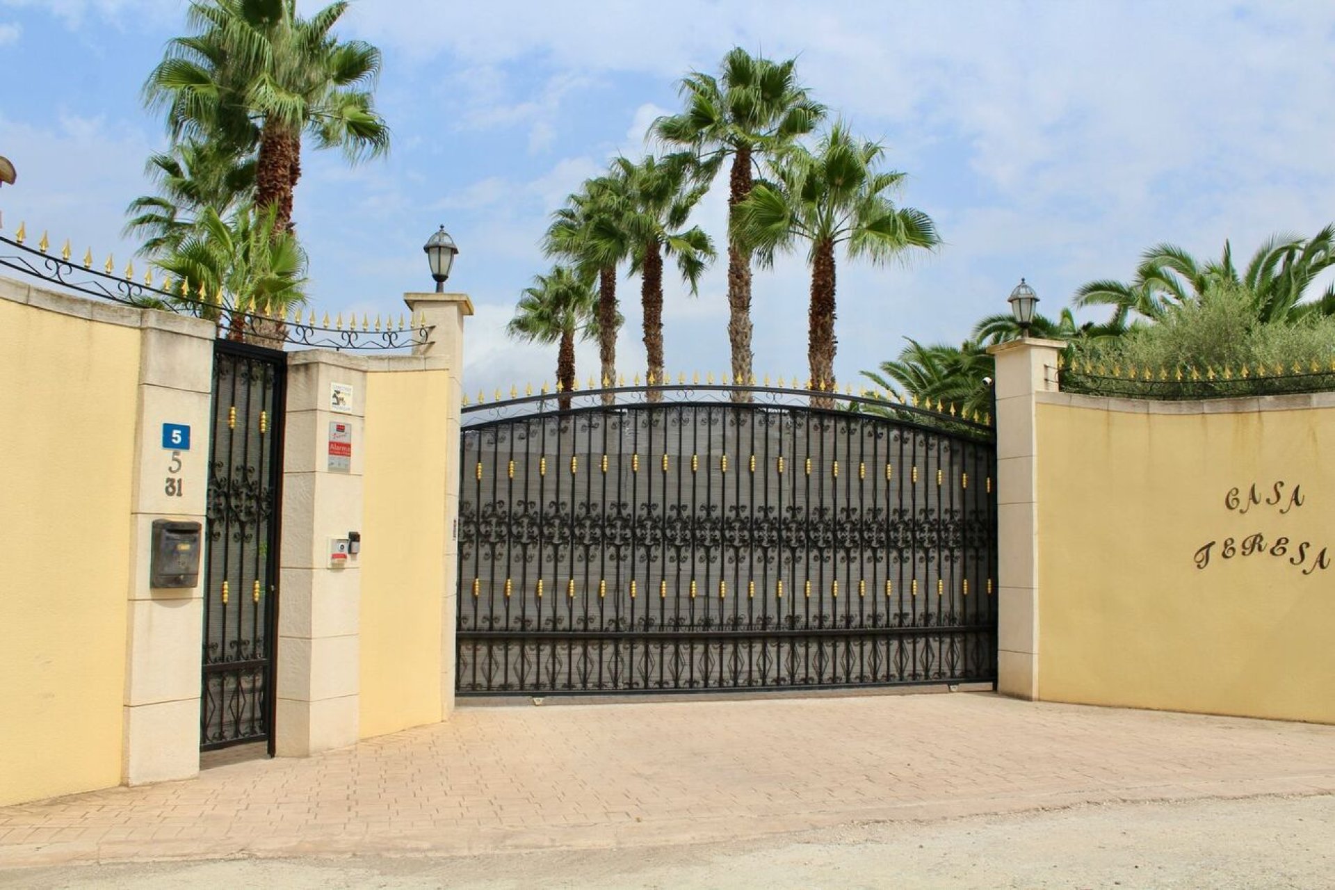 Weiterverkauf - Country house -
Orihuela - San Bartolome