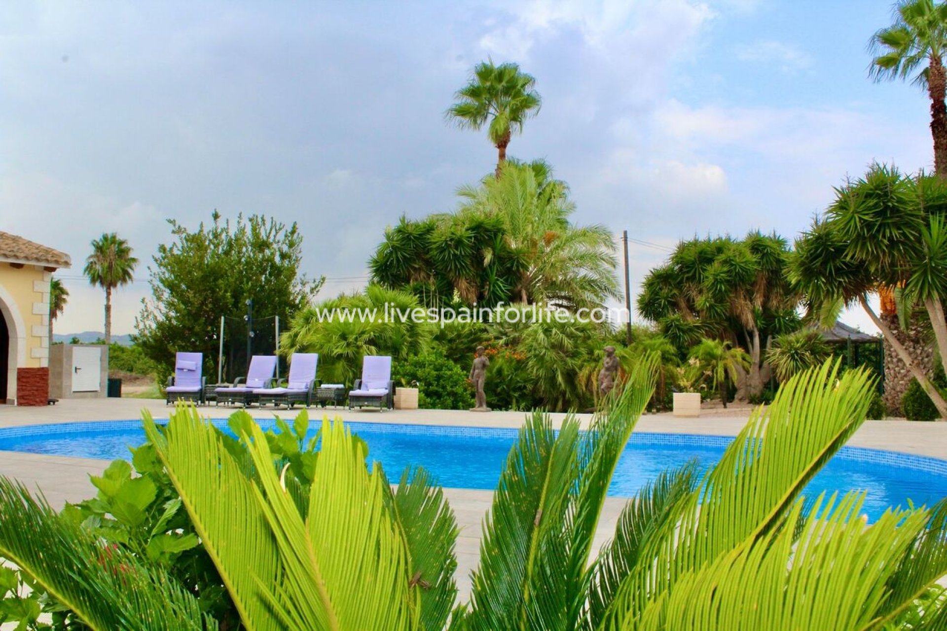 Weiterverkauf - Country house -
Orihuela - San Bartolome