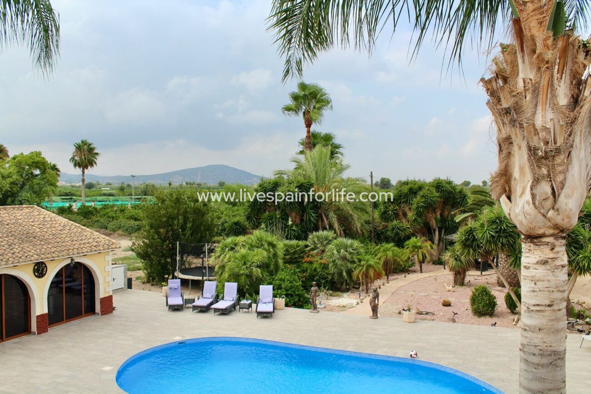 Weiterverkauf - Country house -
Orihuela - San Bartolome