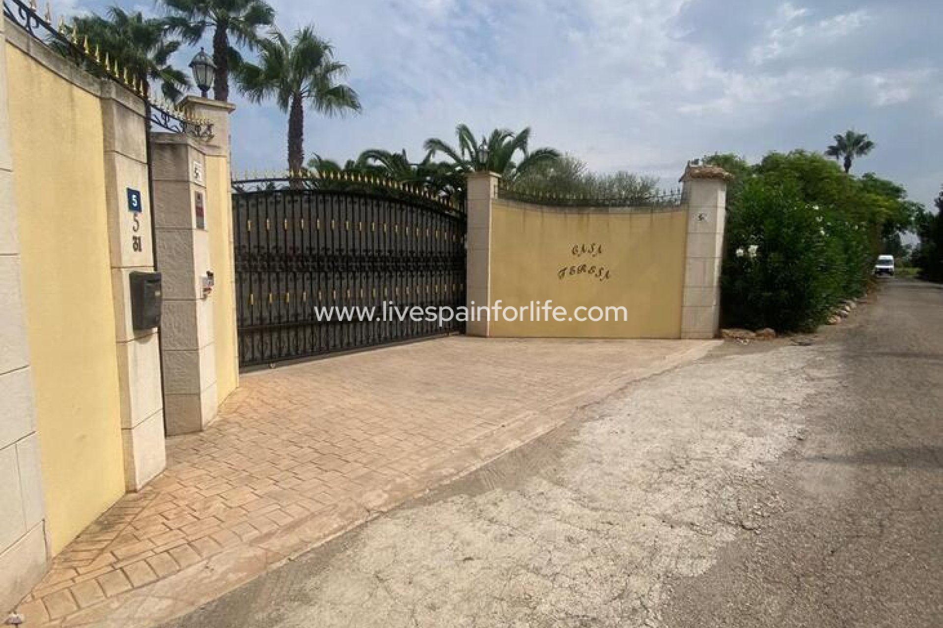Weiterverkauf - Country house -
Orihuela - San Bartolome
